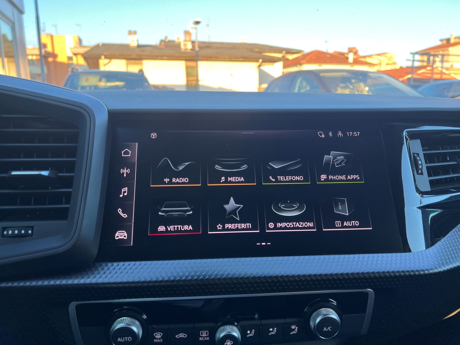 A1 Sportback 25 1.0 tfsi Business - Autosani