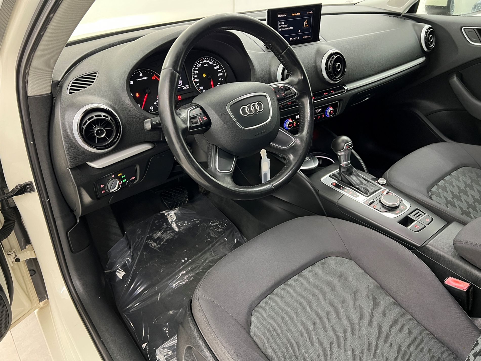 A3 Sportback 1.6 tdi Business 110cv s-tronic E6 - Autosani