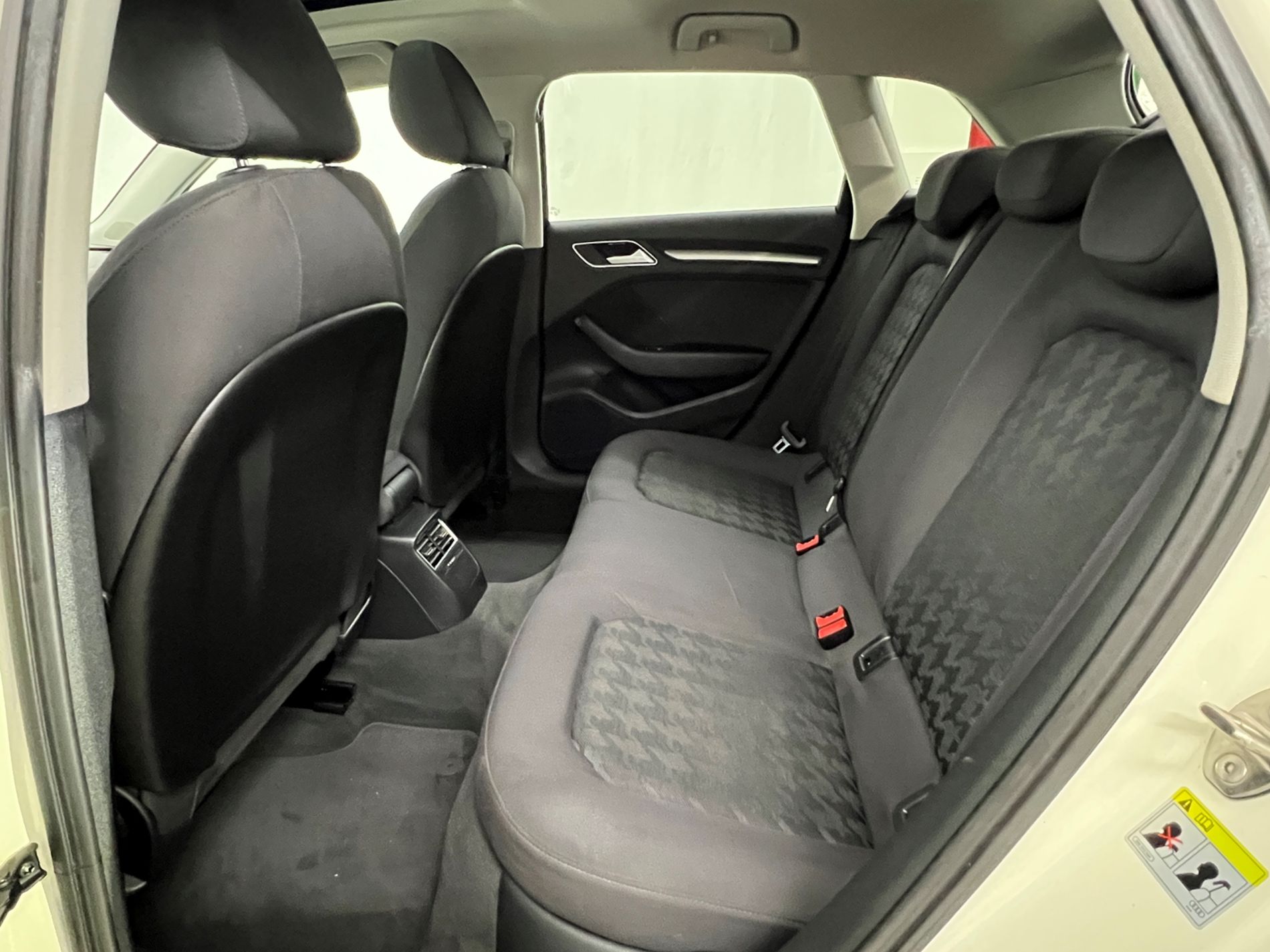 A3 Sportback 1.6 tdi Business 110cv s-tronic E6 - Autosani