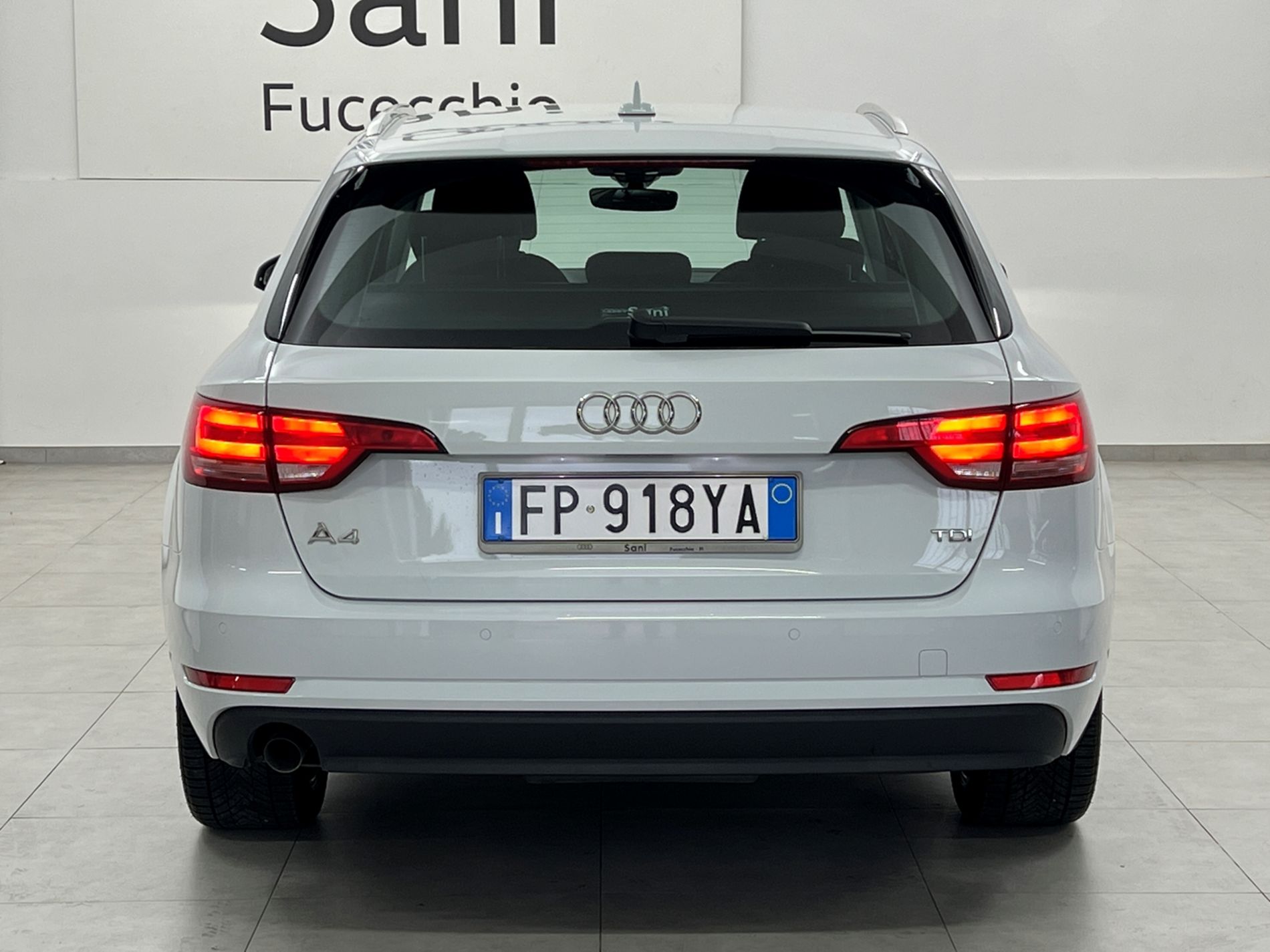 A4 Avant 35 2.0 tdi Business 150cv s-tronic my16 - Autosani