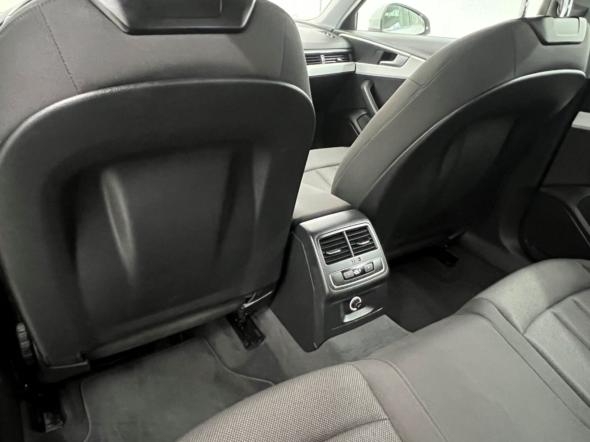 A4 Avant 35 2.0 tdi Business 150cv s-tronic my16 - Autosani