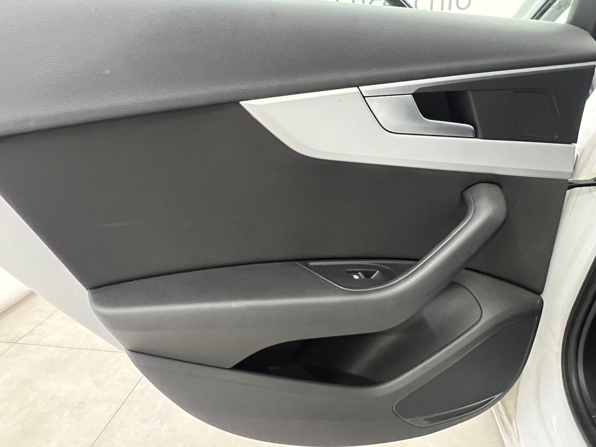 A4 Avant 35 2.0 tdi Business 150cv s-tronic my16 - Autosani