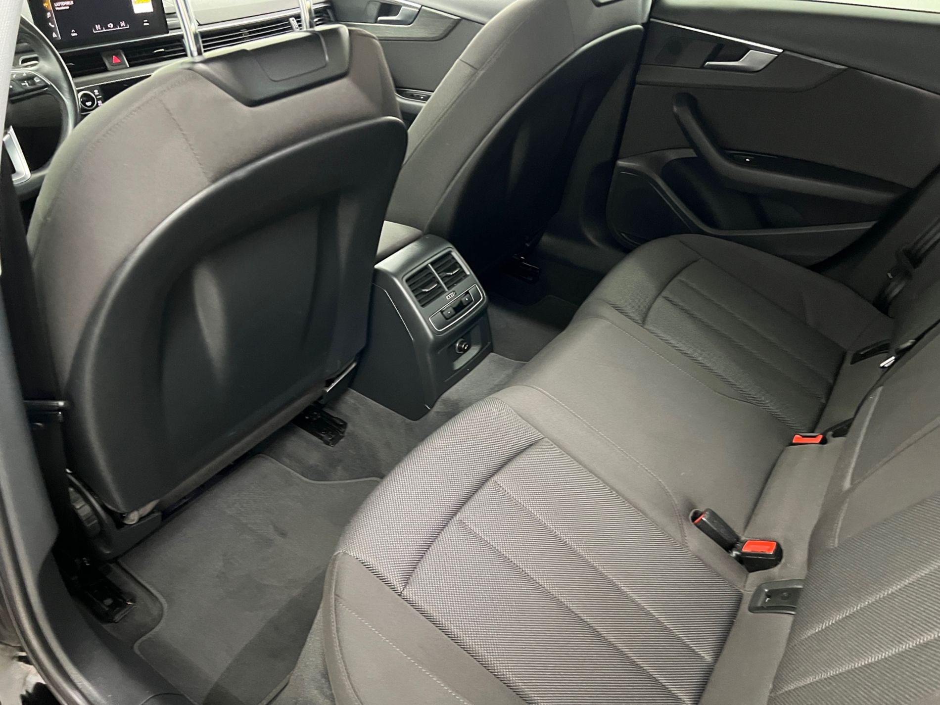 A4 Allroad 40 2.0 tdi mhev Business Evolution quattro 204cv s-tronic - Autosani