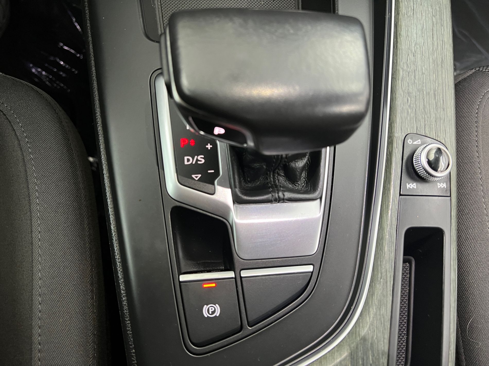 A4 Allroad 40 2.0 tdi mhev Business Evolution quattro 204cv s-tronic - Autosani