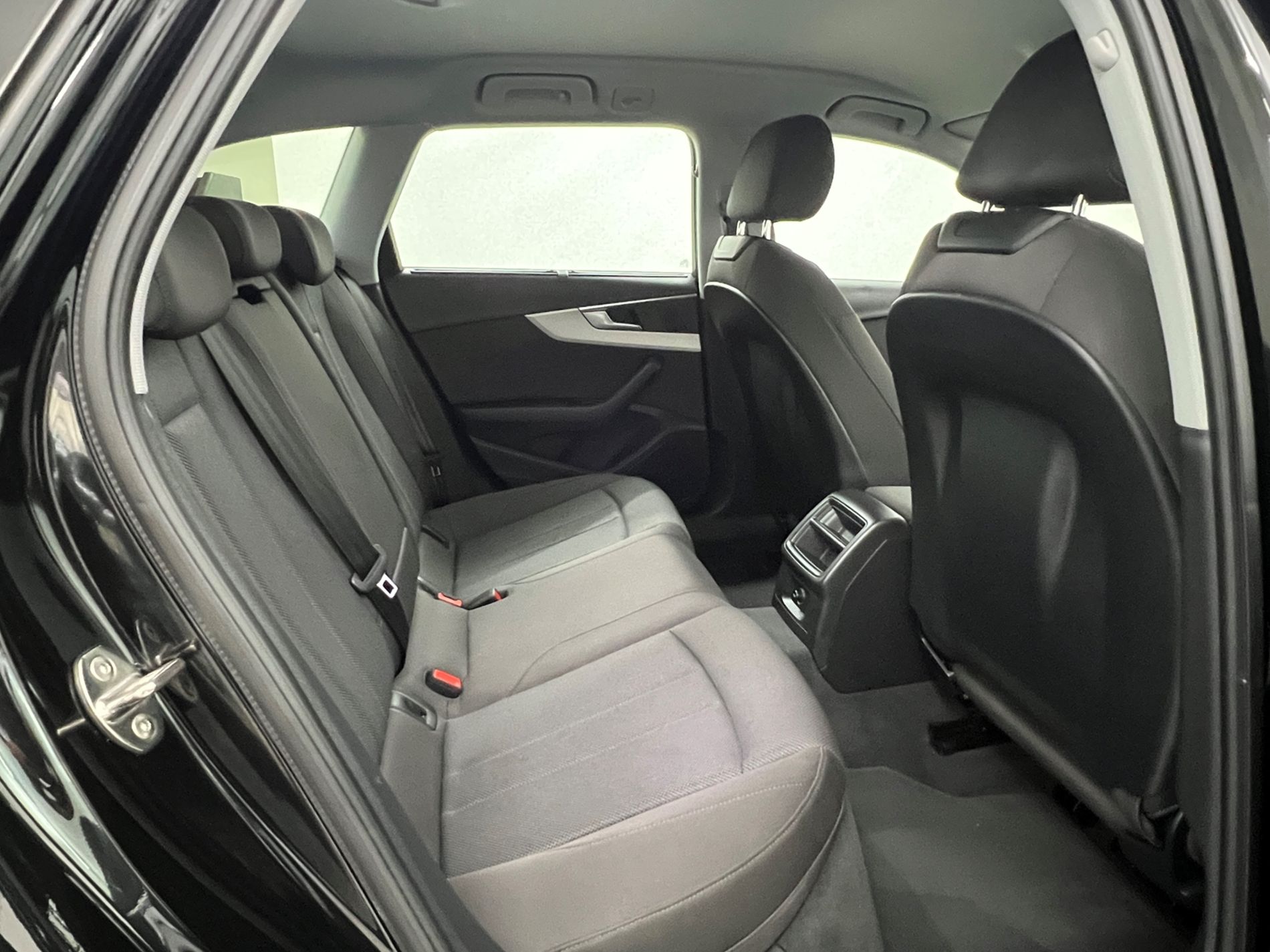 A4 Allroad 40 2.0 tdi mhev Business quattro 204cv s-tronic - Autosani