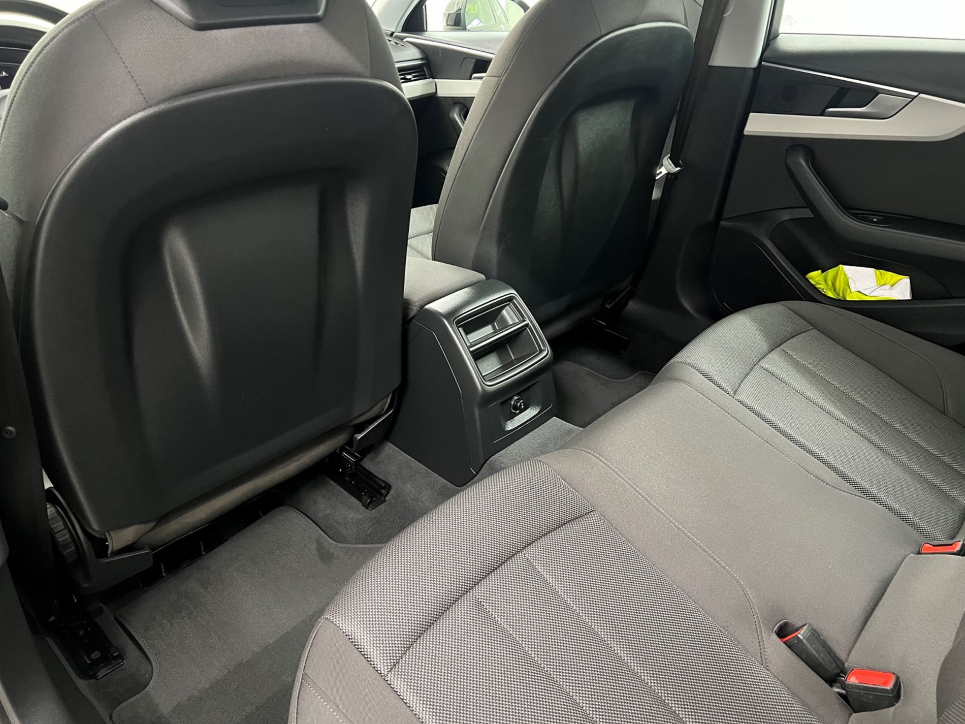 A4 Avant 40 2.0 tdi mhev Business 204cv s-tronic - Autosani