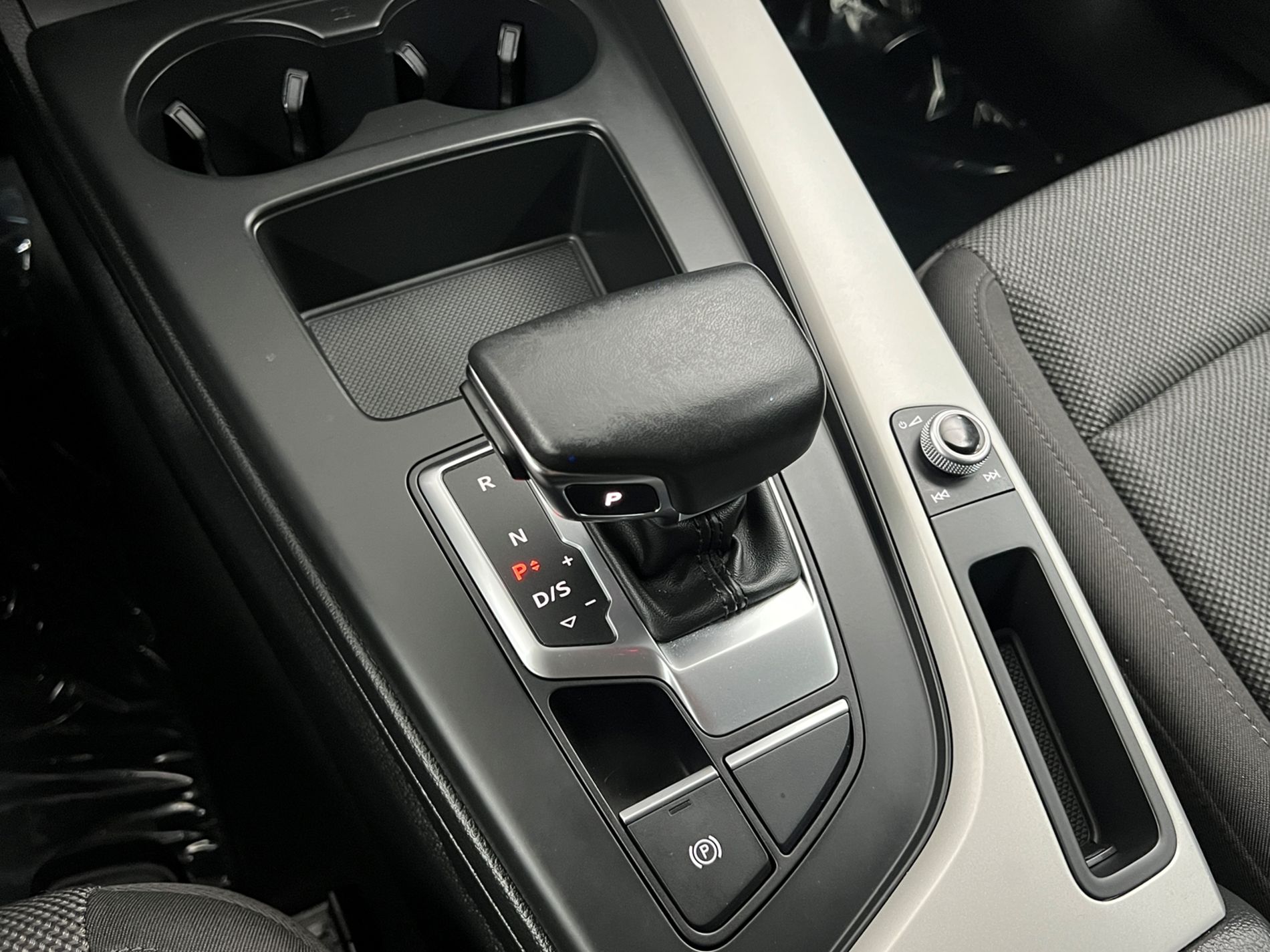 A4 Avant 40 2.0 tdi mhev Business 204cv s-tronic - Autosani