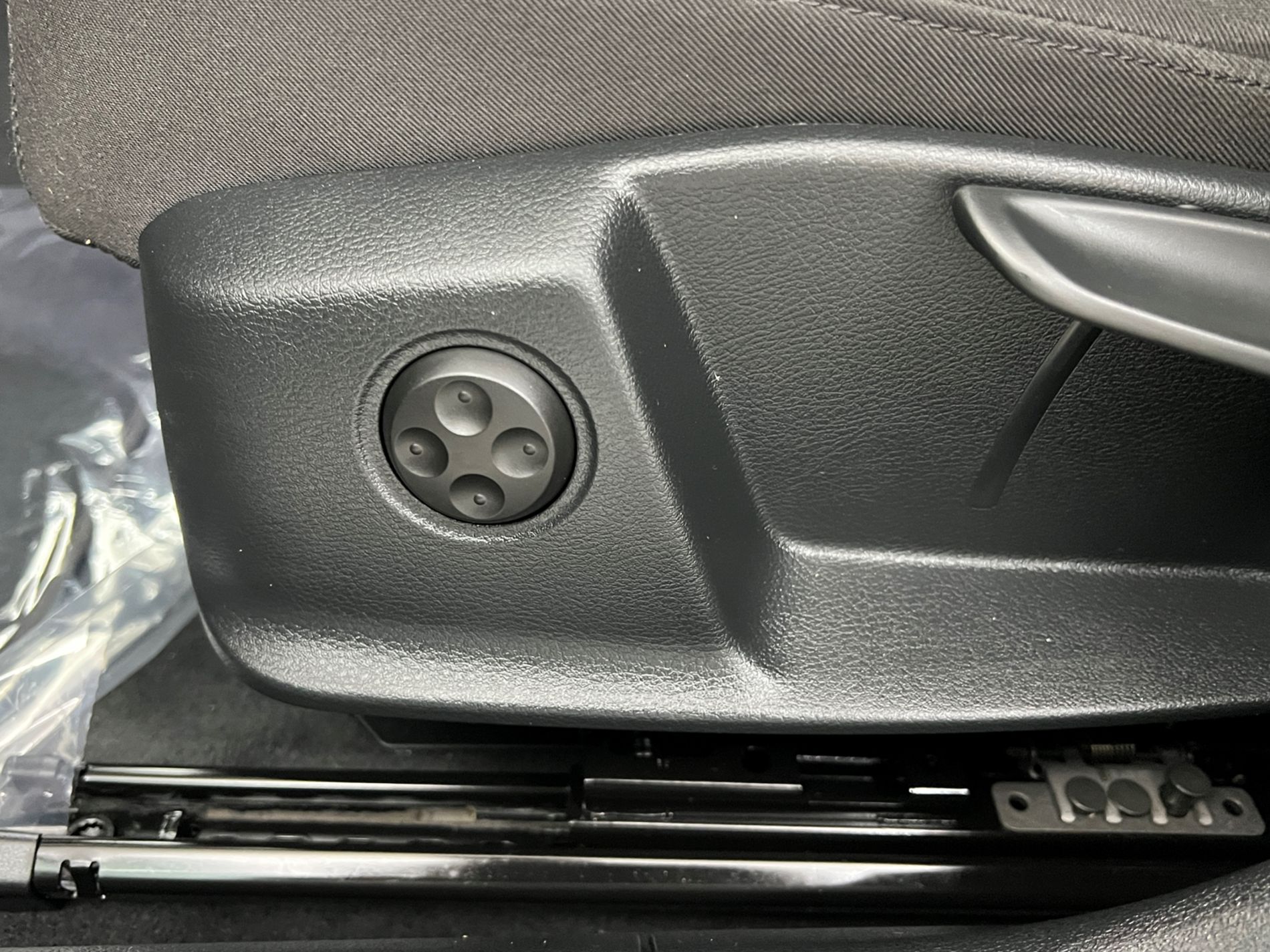 A4 Avant 40 2.0 tdi mhev Business 204cv s-tronic - Autosani