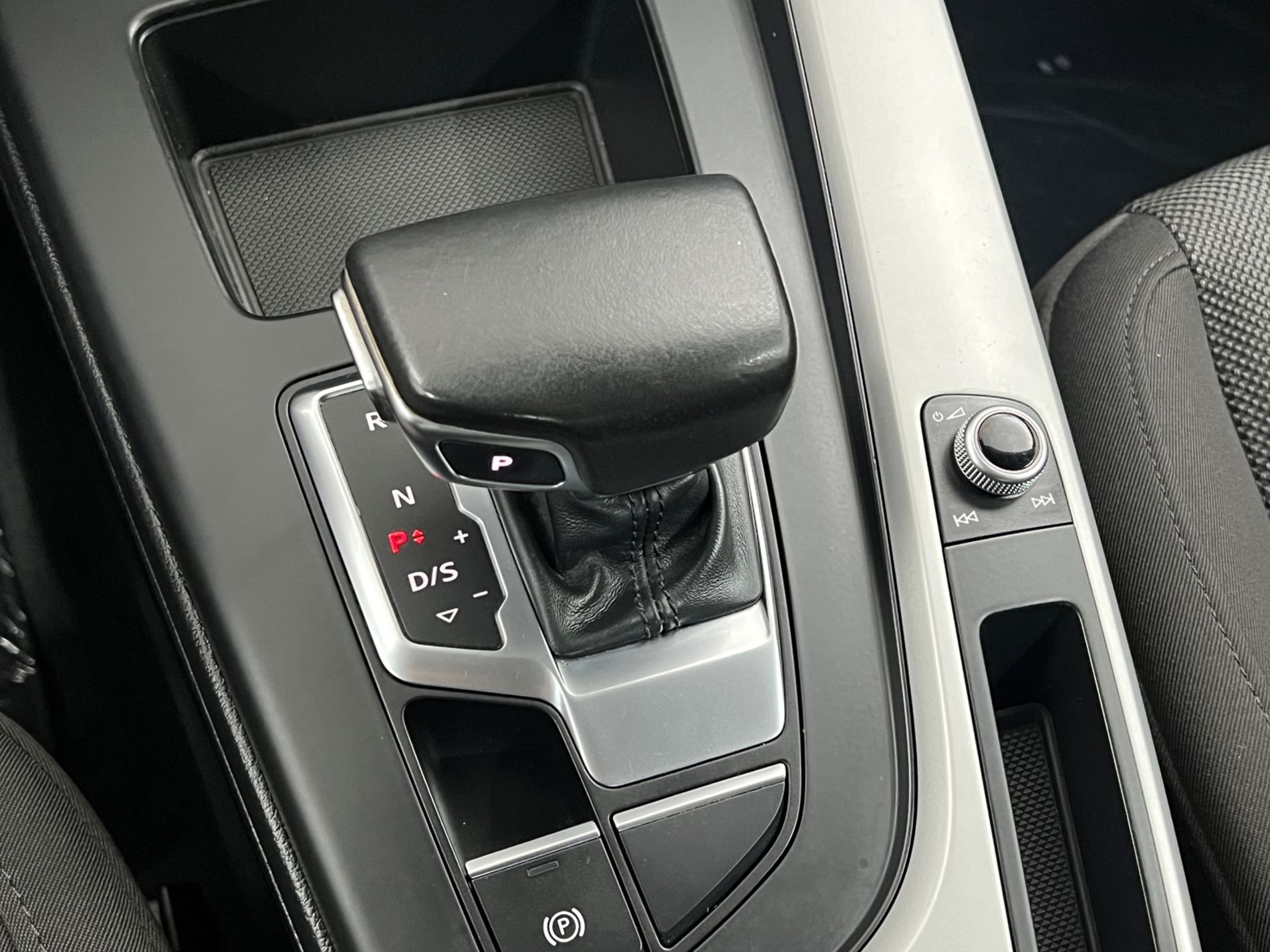 A5 Sportback 40 2.0 tdi Business 190cv s-tronic - Autosani