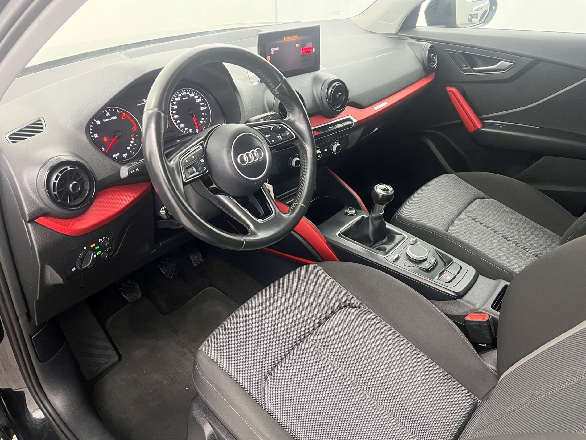 Q2 1.6 tdi Sport - Autosani