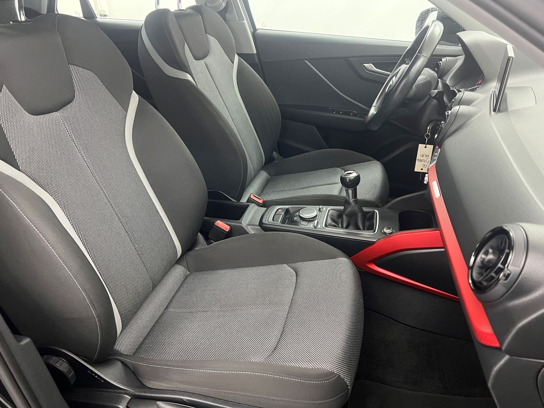 Q2 1.6 tdi Sport - Autosani