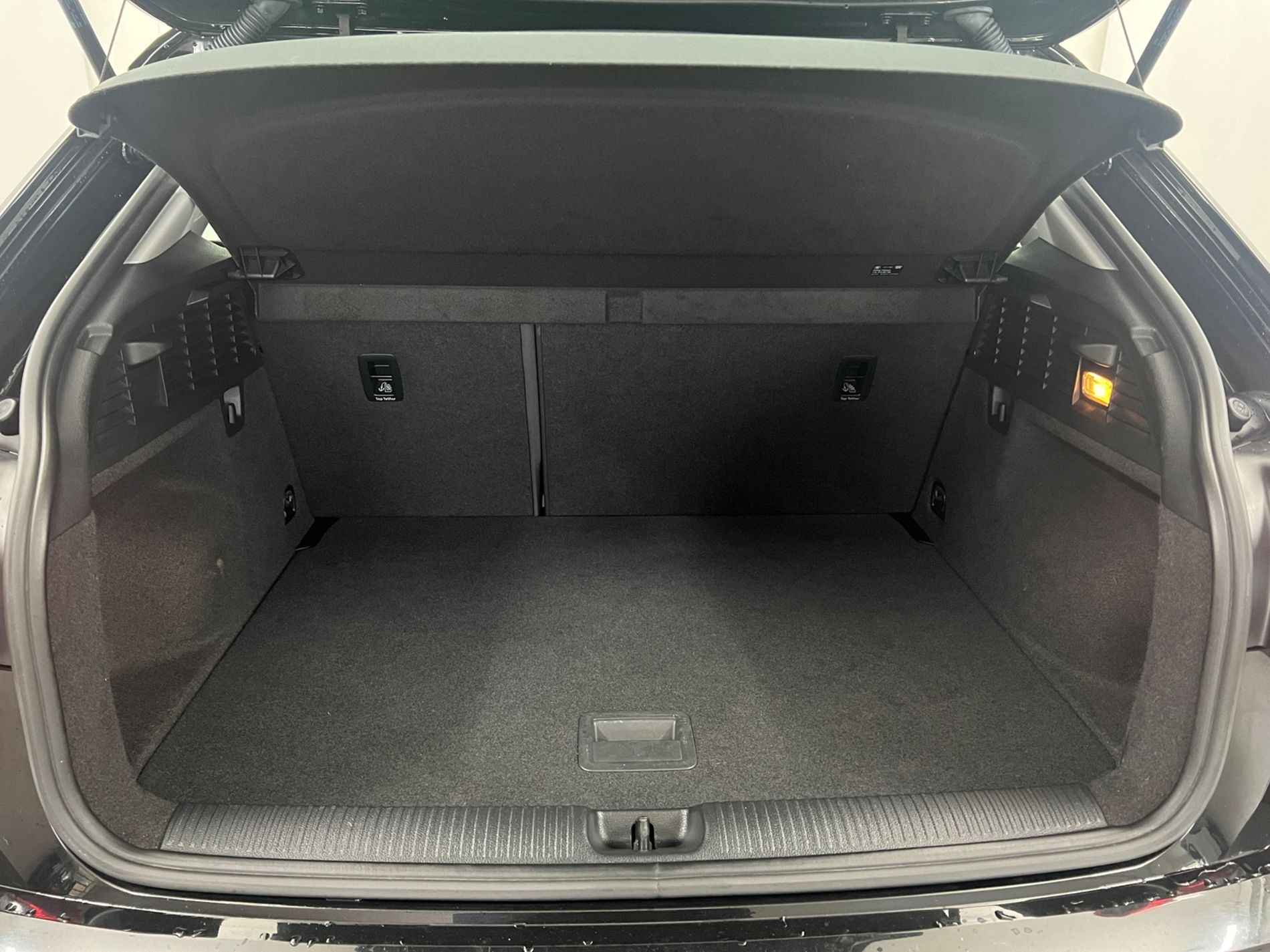 Q2 1.6 tdi Sport - Autosani