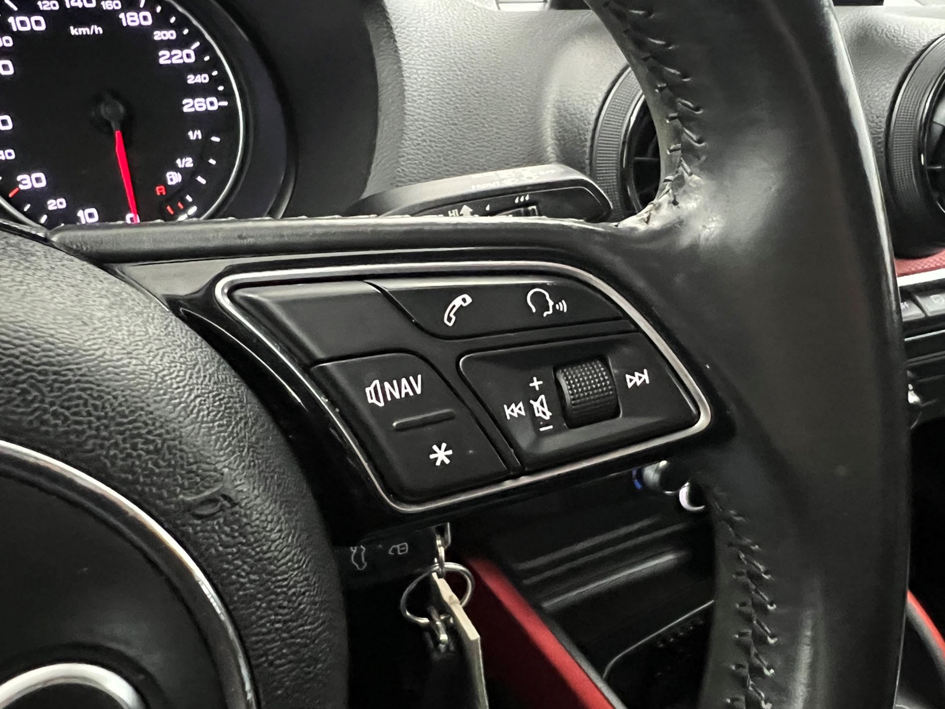 Q2 1.6 tdi Sport - Autosani