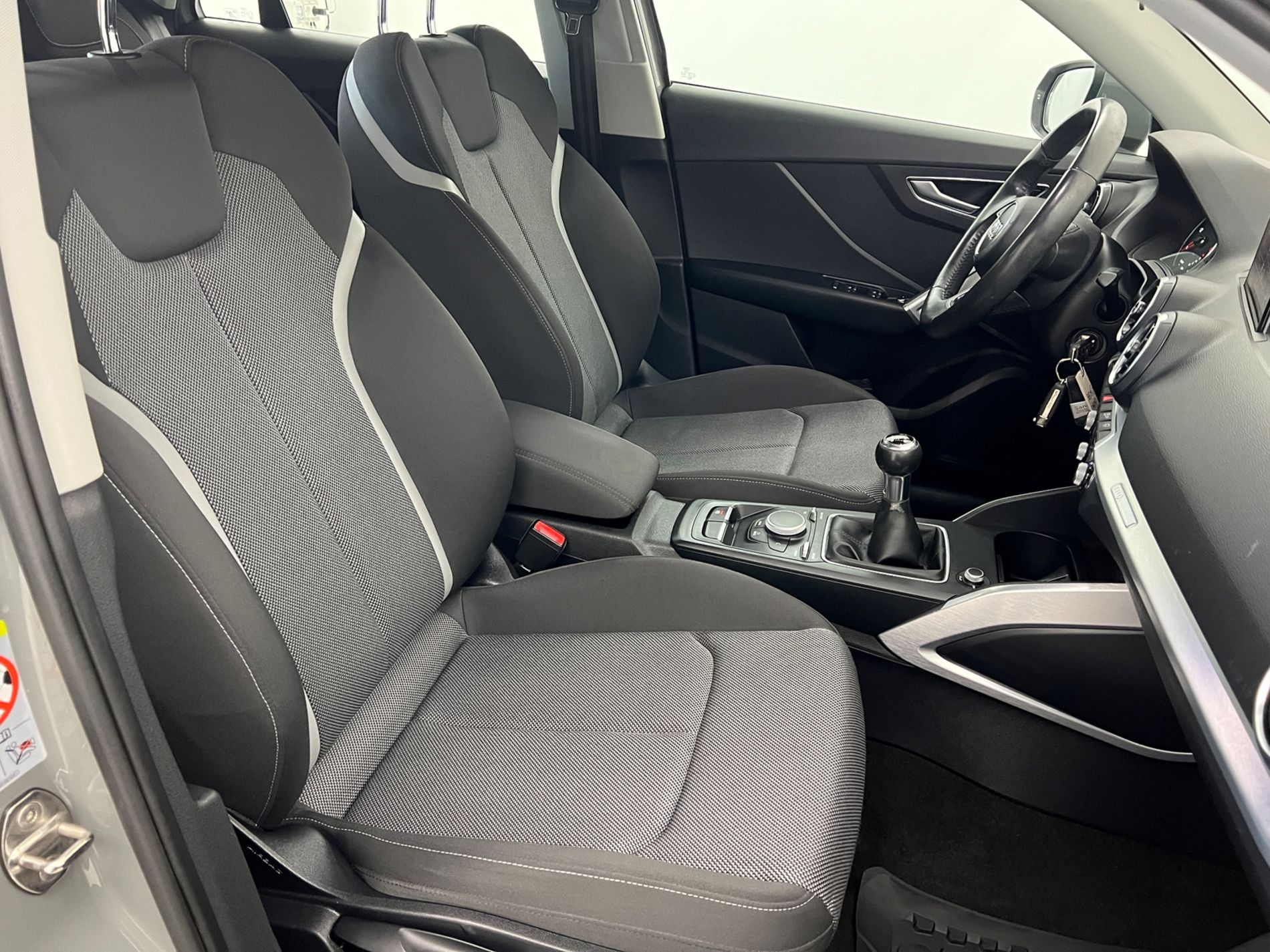 Q2 1.6 tdi Sport - Autosani