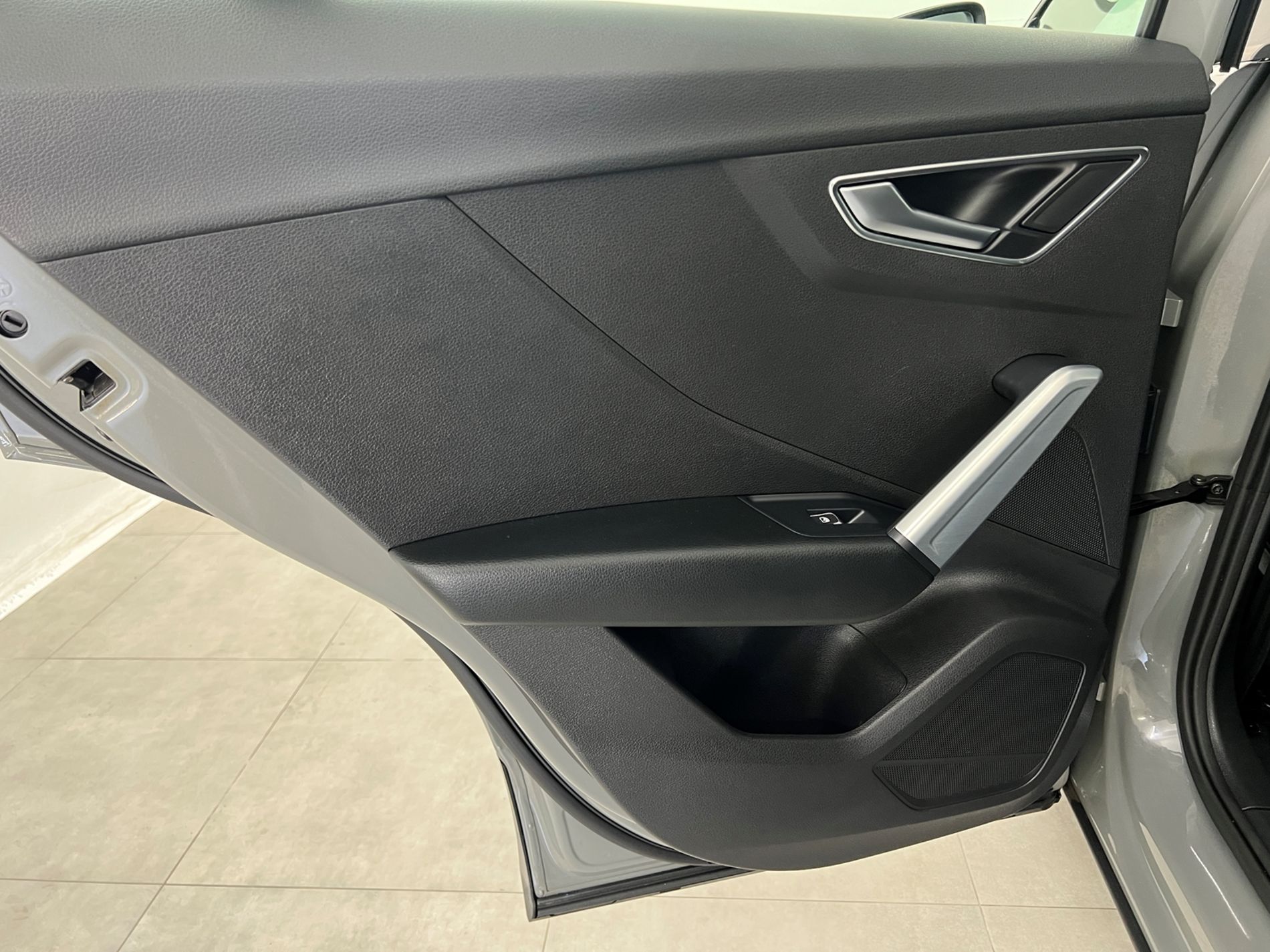 Q2 1.6 tdi Sport - Autosani