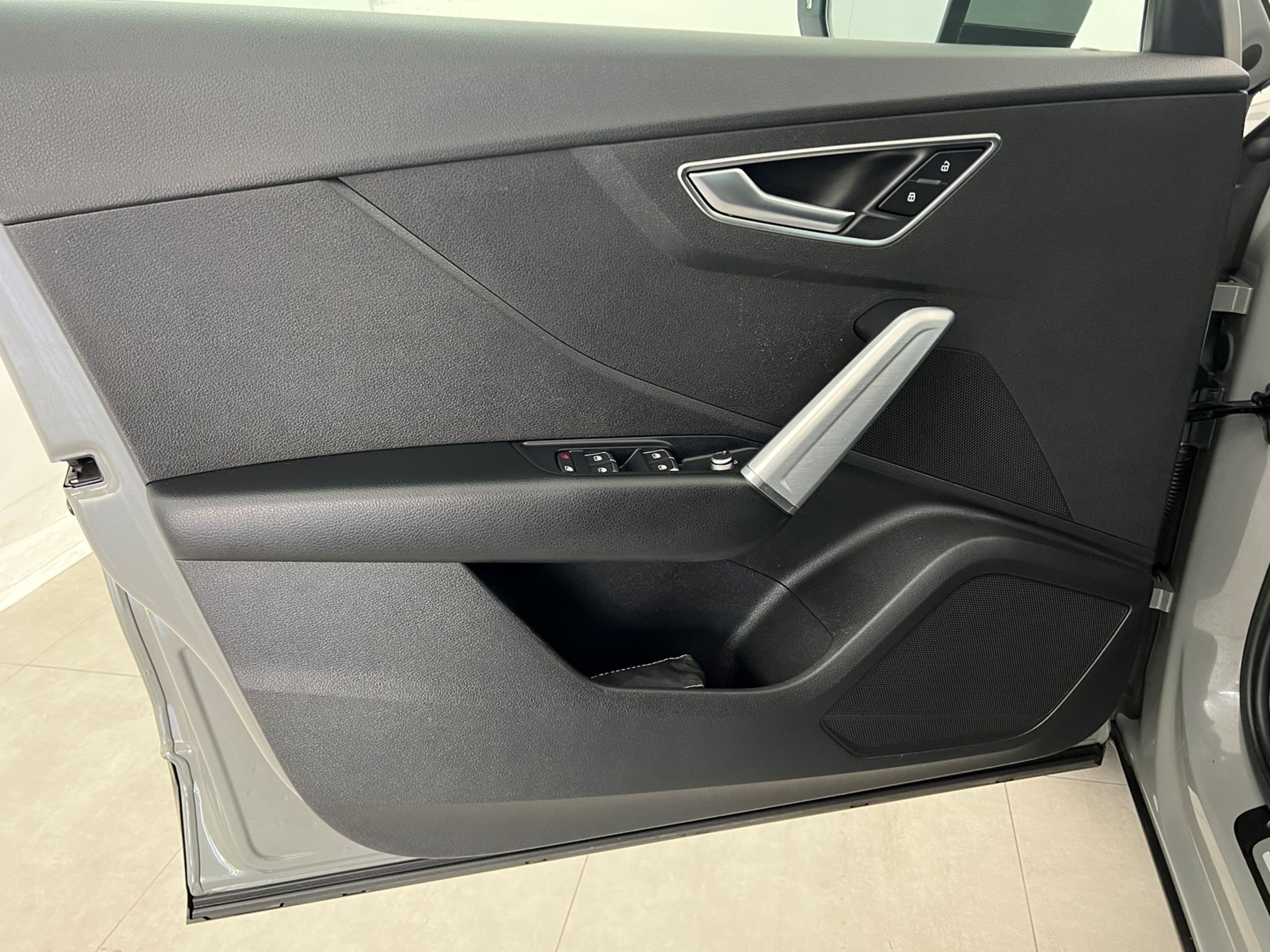 Q2 1.6 tdi Sport - Autosani