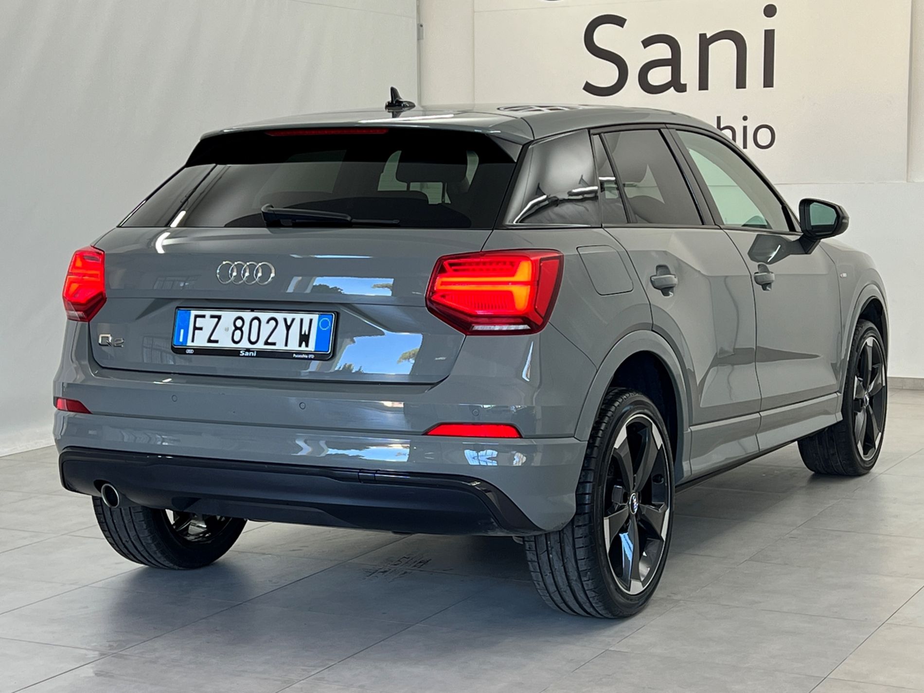 Q2 30 1.6 tdi Identity Black s-tronic - Autosani