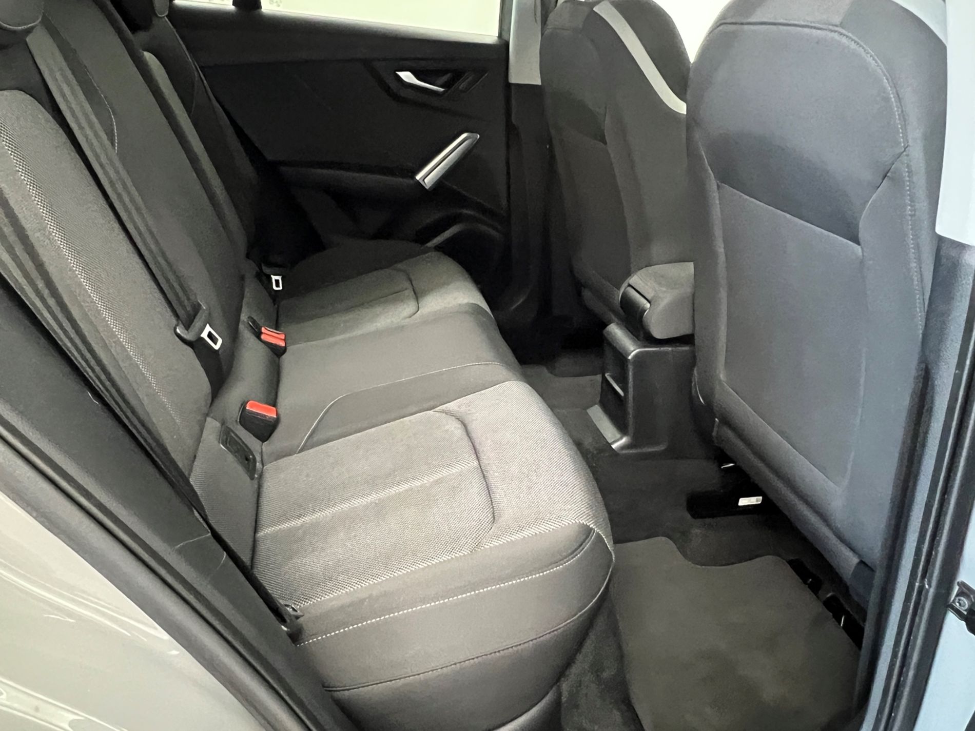 Q2 30 1.6 tdi Identity Black s-tronic - Autosani