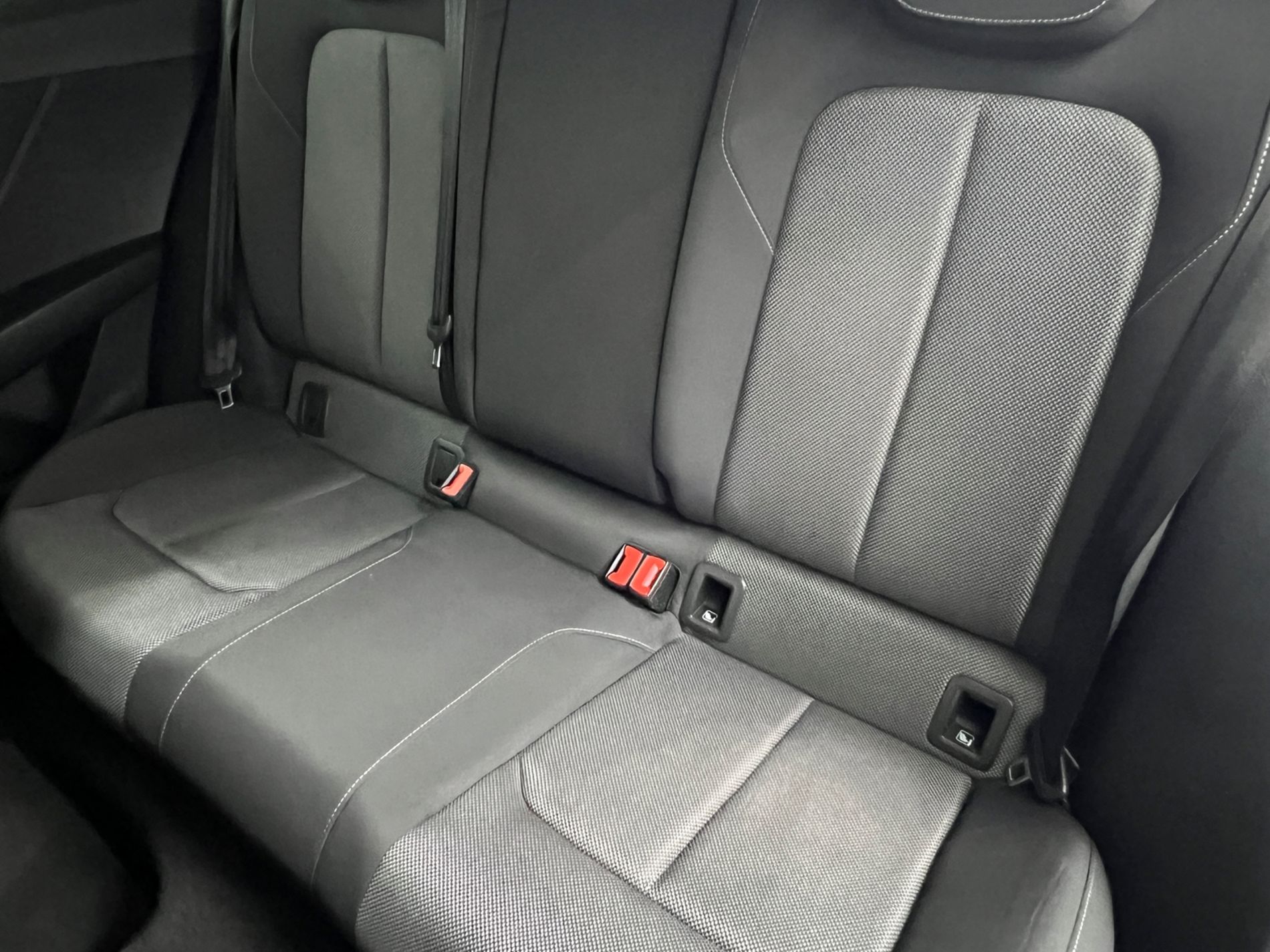 Q2 30 1.6 tdi Identity Black s-tronic - Autosani