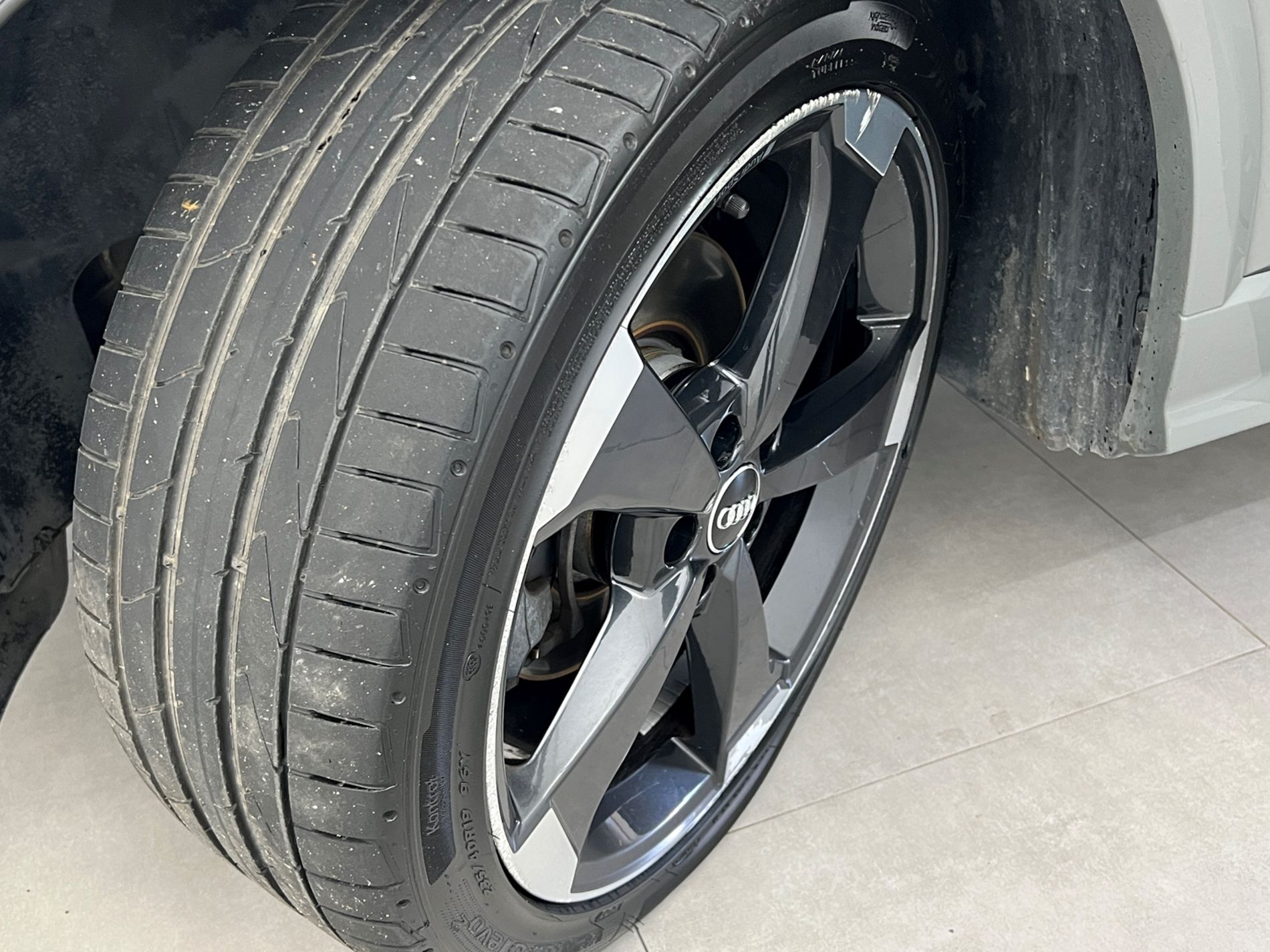 Q2 30 1.6 tdi Identity Black s-tronic - Autosani