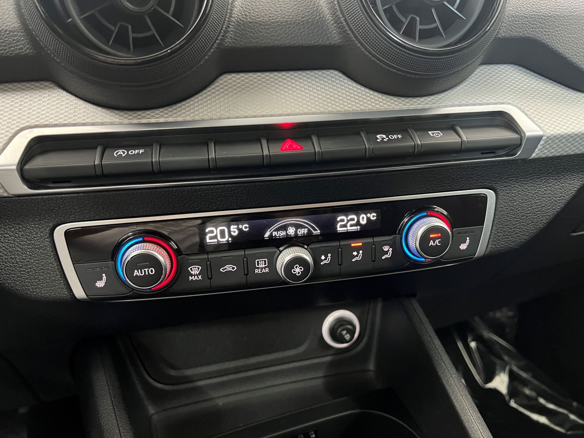 Q2 30 1.6 tdi - Autosani