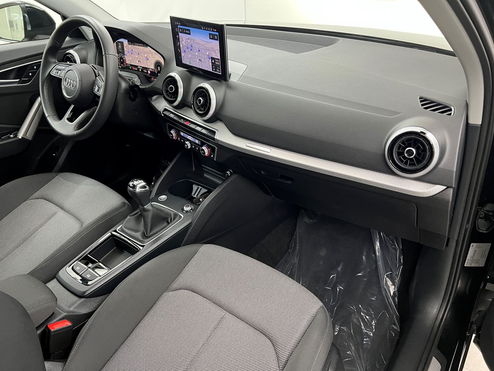 Q2 30 1.0 tfsi Business Advanced 116cv - Autosani