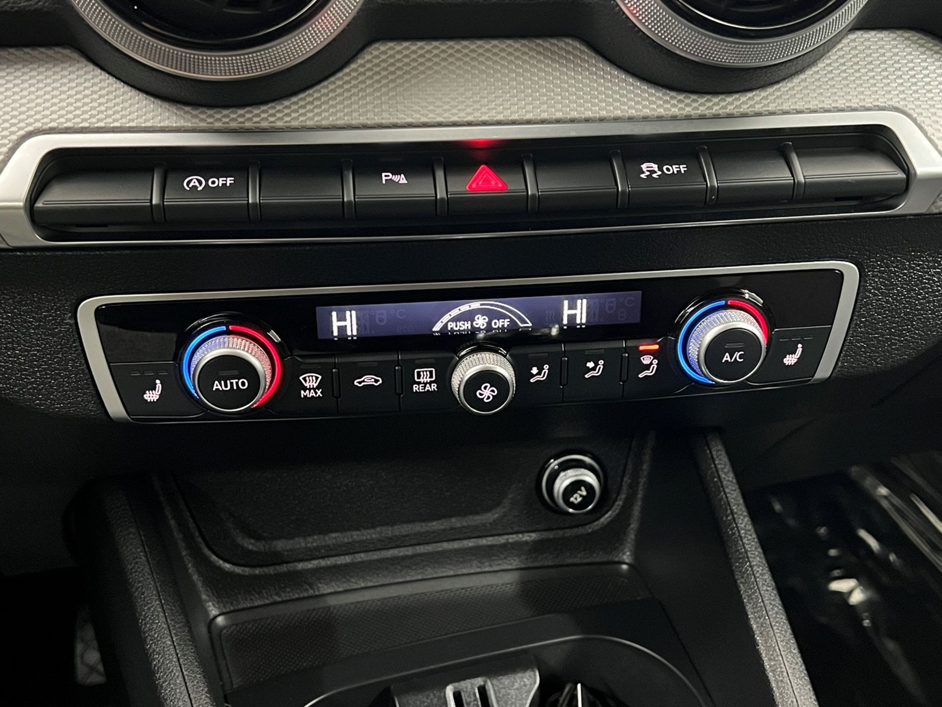 Q2 30 1.0 tfsi Business Advanced 116cv - Autosani