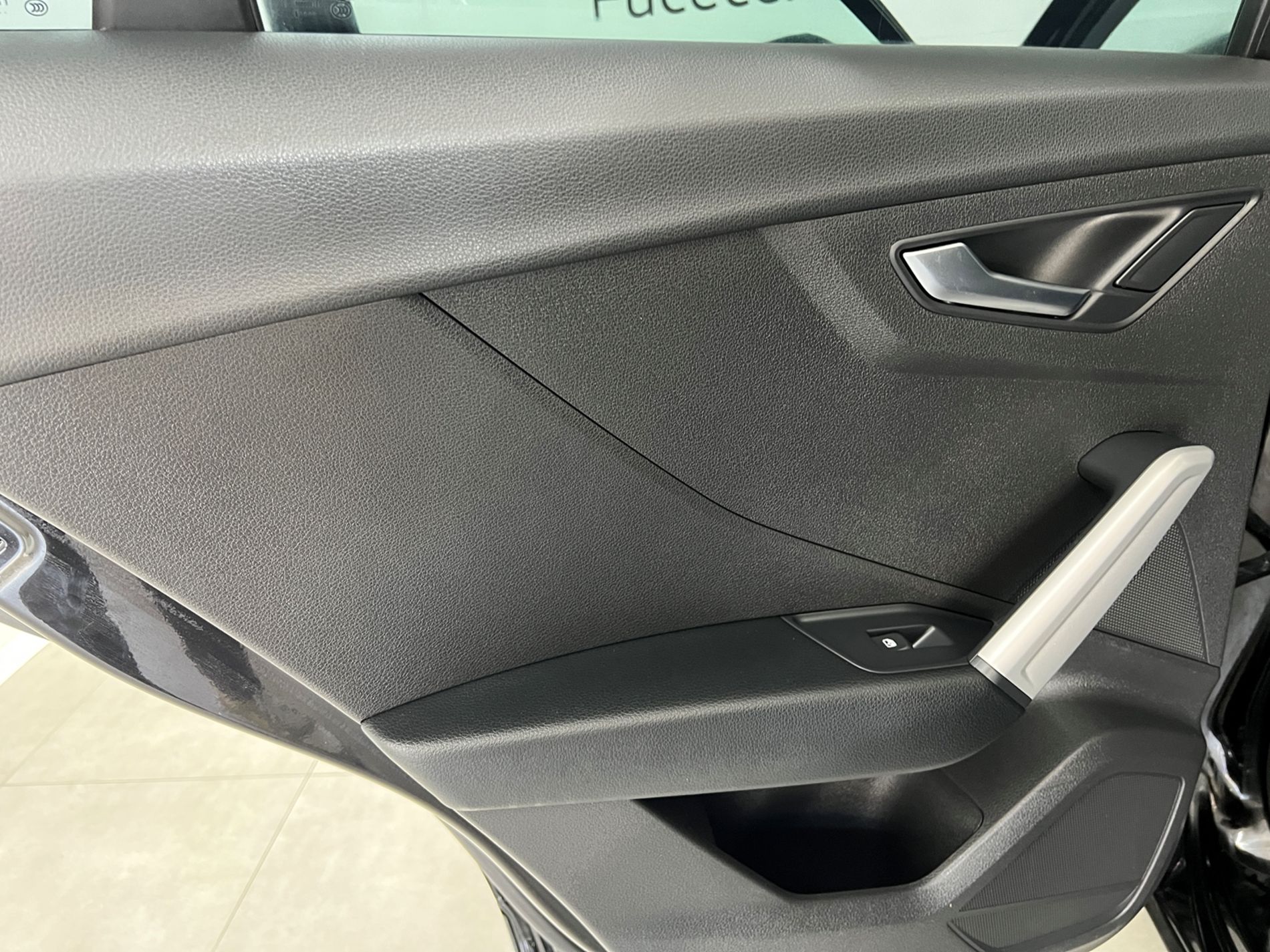 Q2 30 2.0 tdi Admired - Autosani