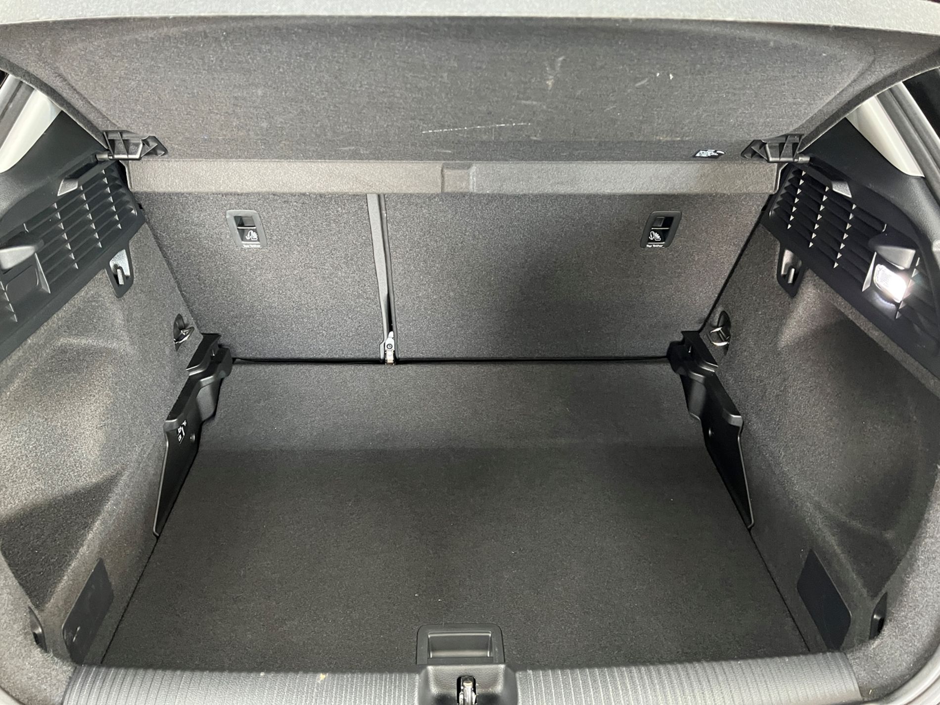 Q2 30 2.0 tdi Admired - Autosani