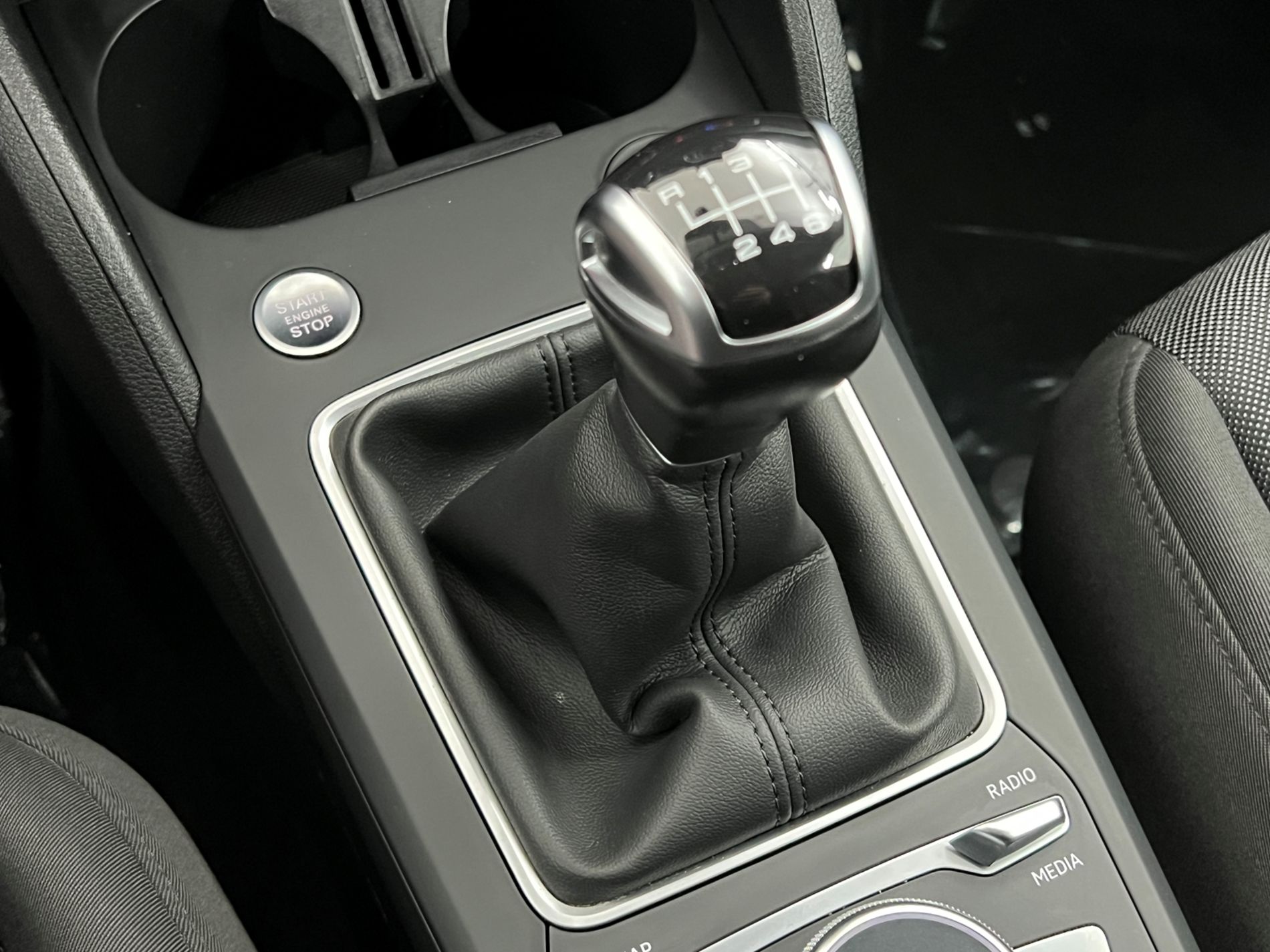 Q2 30 2.0 tdi Admired - Autosani