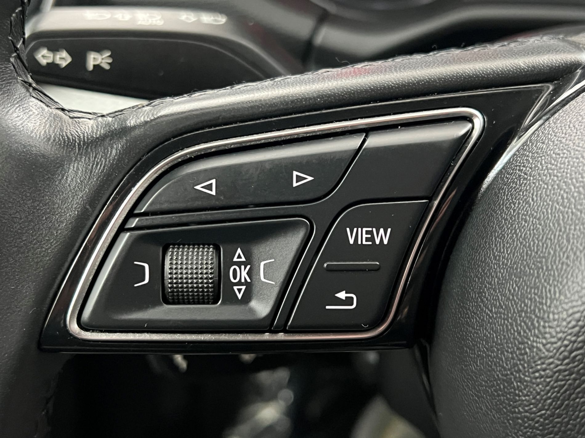 Q2 30 2.0 tdi Admired - Autosani