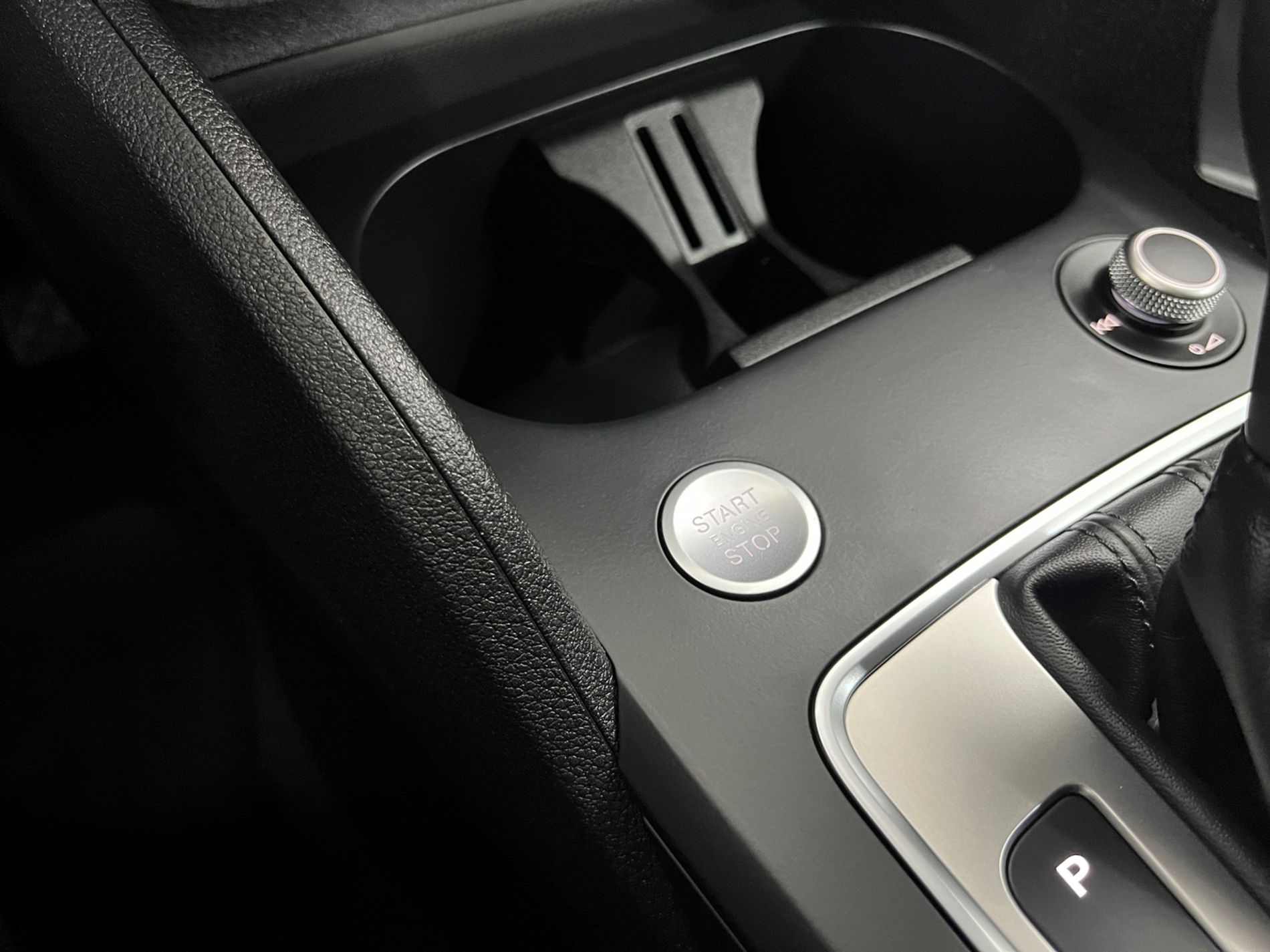 Audi Q2 35 2.0 tdi Admired Advanced s-tronic   - Autosani