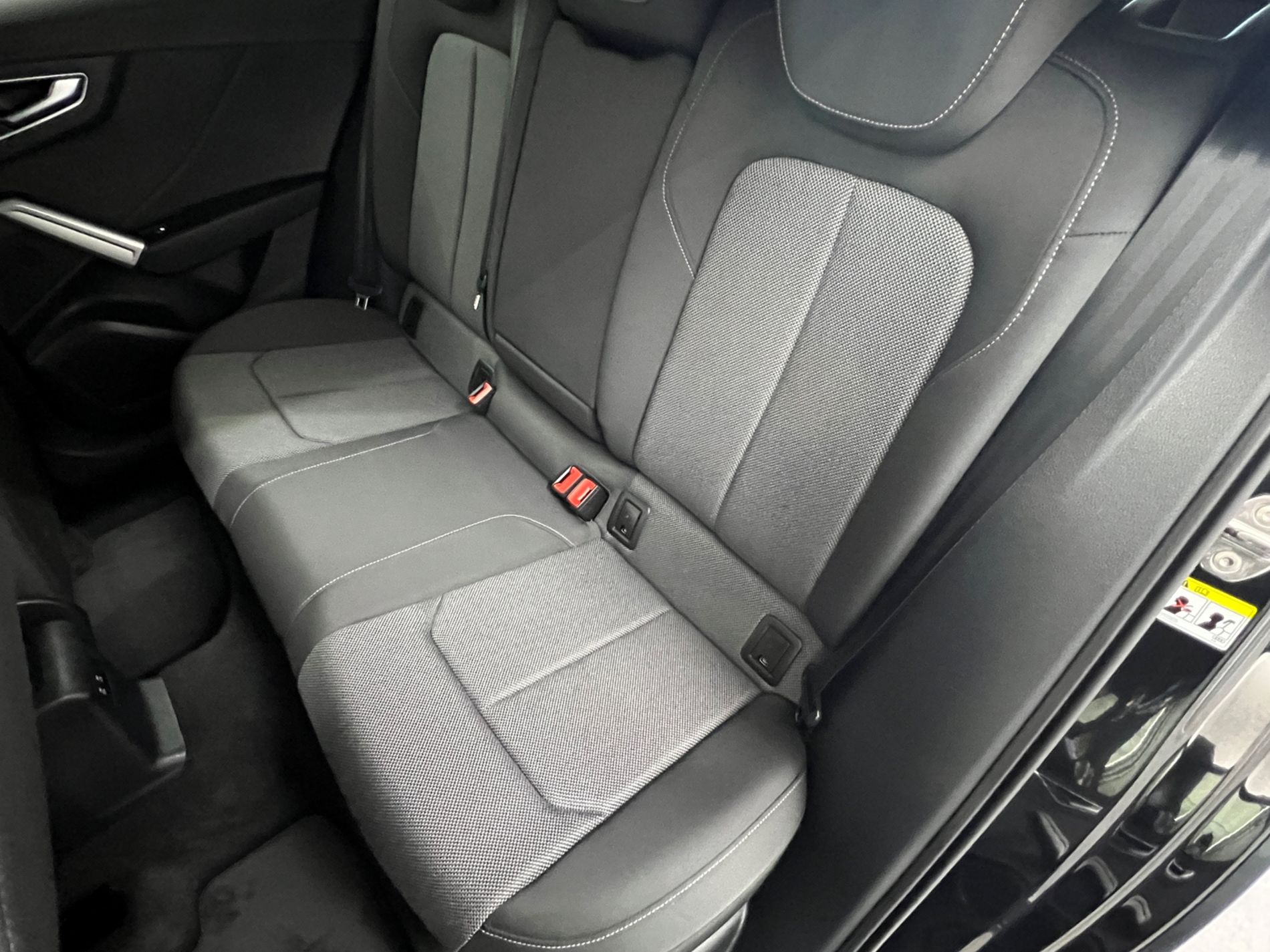 Q2 35 2.0 tdi Business Advanced s-tronic - Autosani