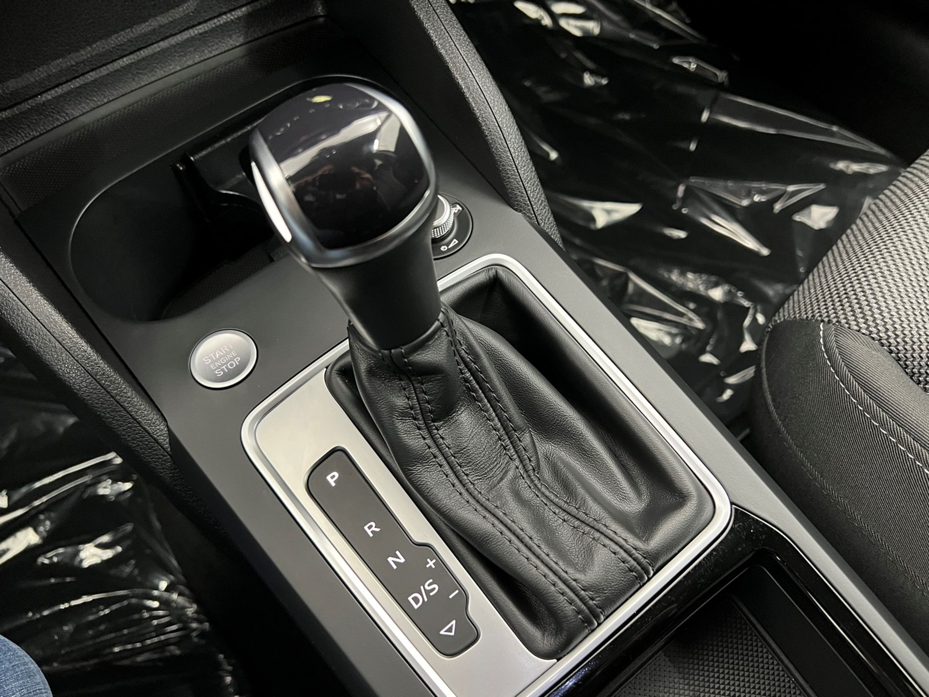 Q2 35 2.0 tdi Business Advanced s-tronic - Autosani