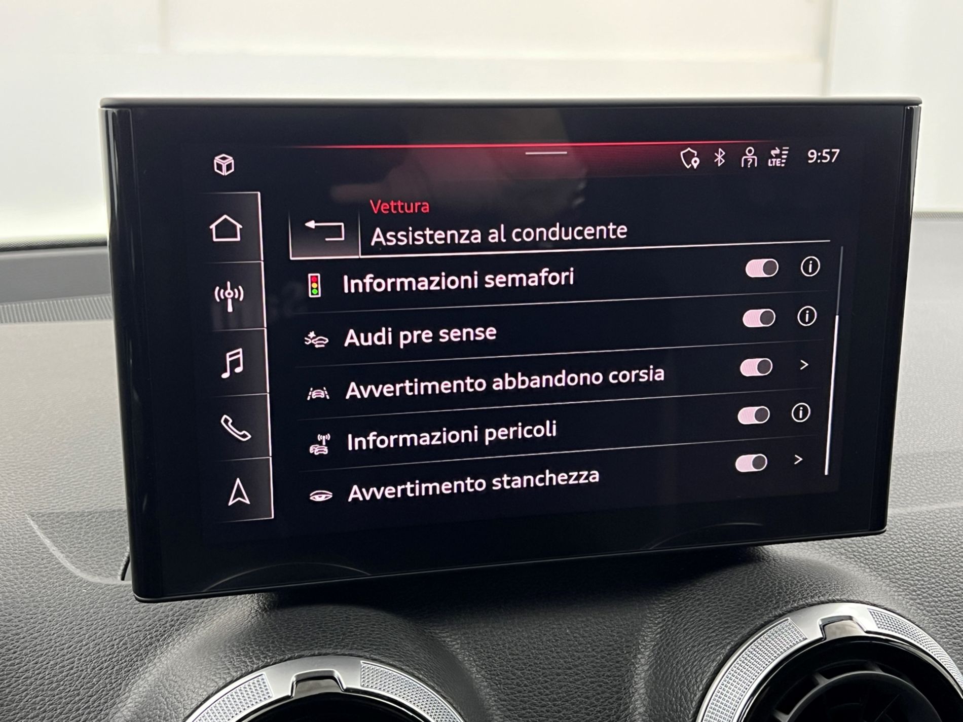 Q2 35 2.0 tdi Business Advanced s-tronic - Autosani