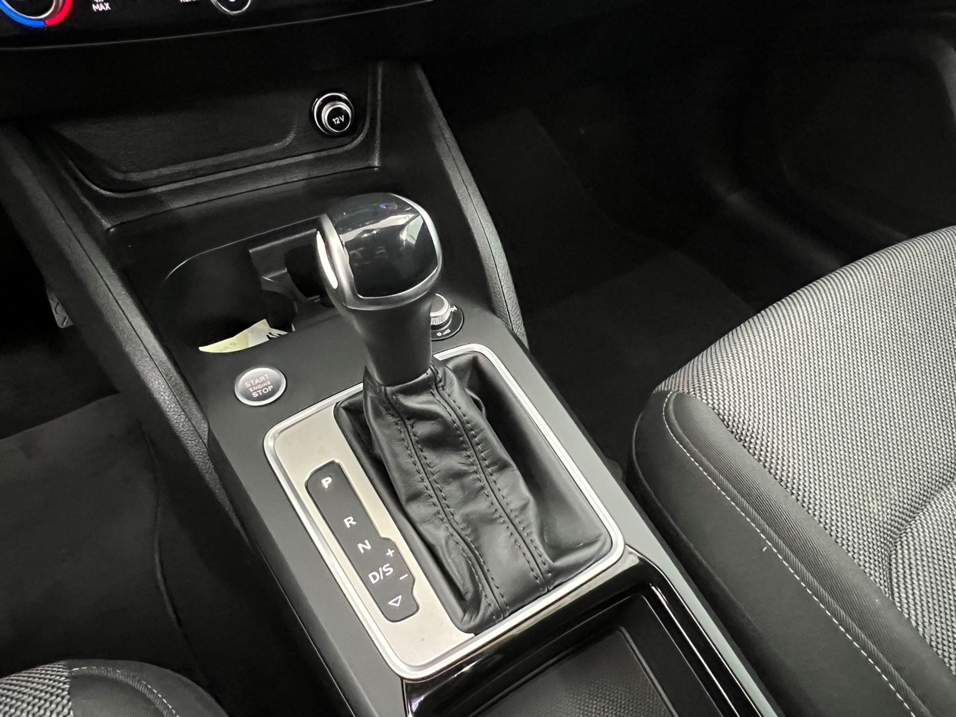 Q2 35 2.0 tdi S line edition s-tronic - Autosani