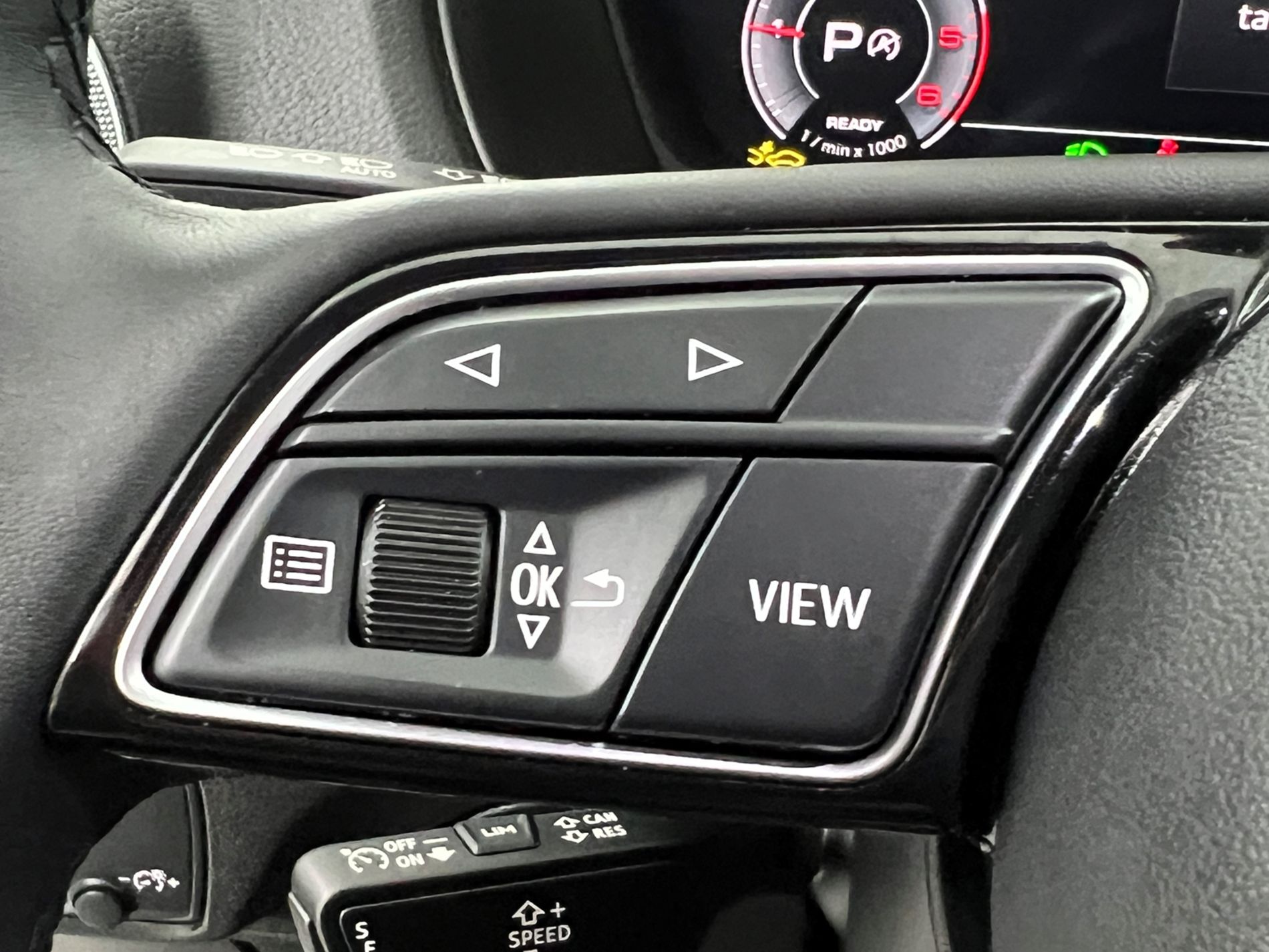 Q2 35 2.0 tdi S line edition s-tronic - Autosani