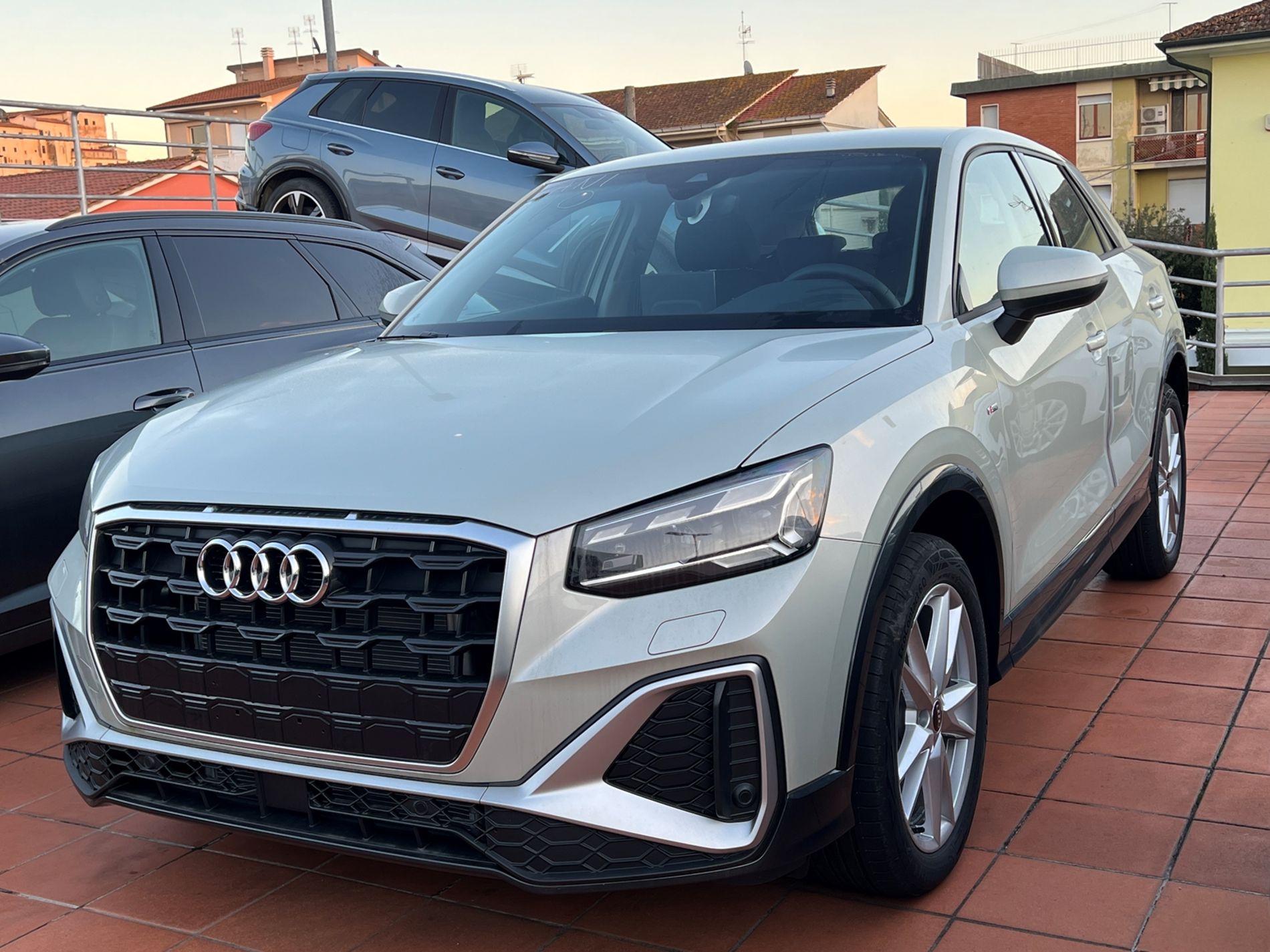 Q2 35 2.0 tdi S line edition s-tronic - Autosani