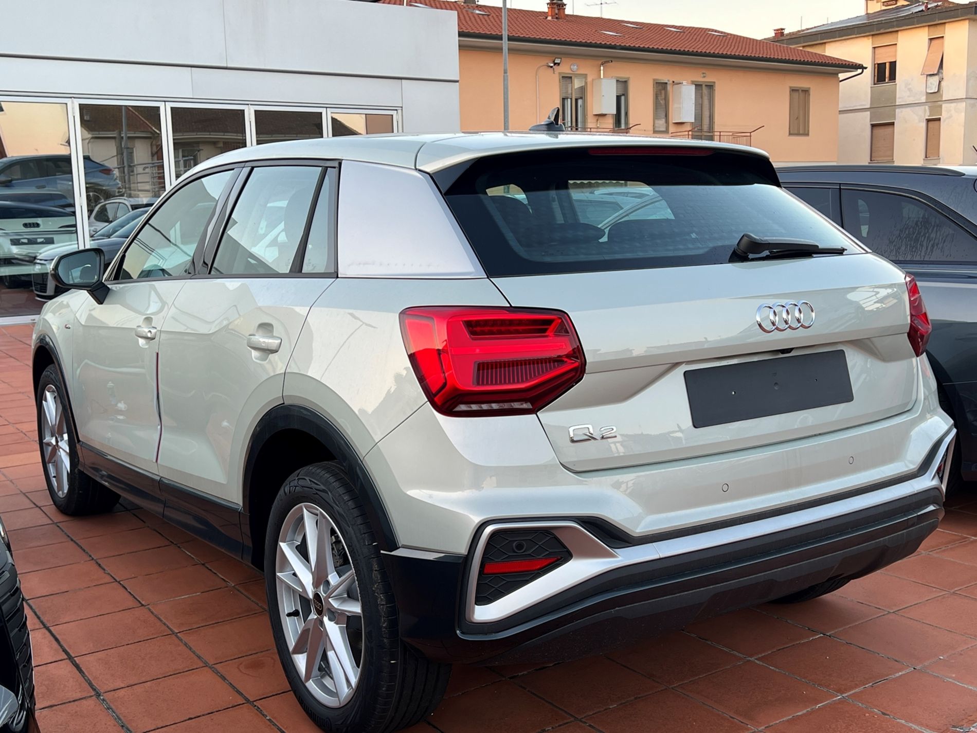 Q2 35 2.0 tdi S line edition s-tronic - Autosani
