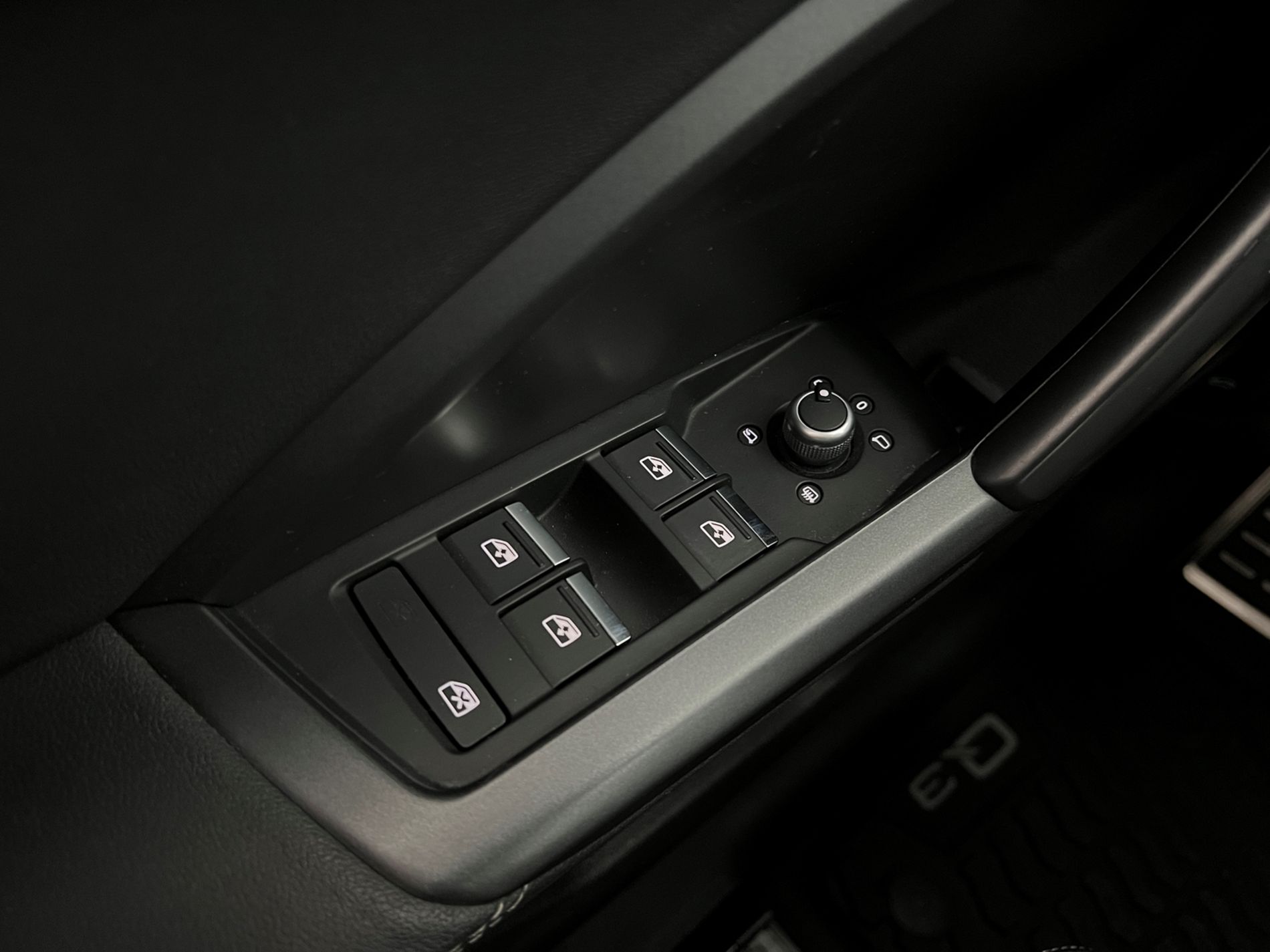 Q3 Sportback 45 1.4 tfsi e S line edition s-tronic - Autosani