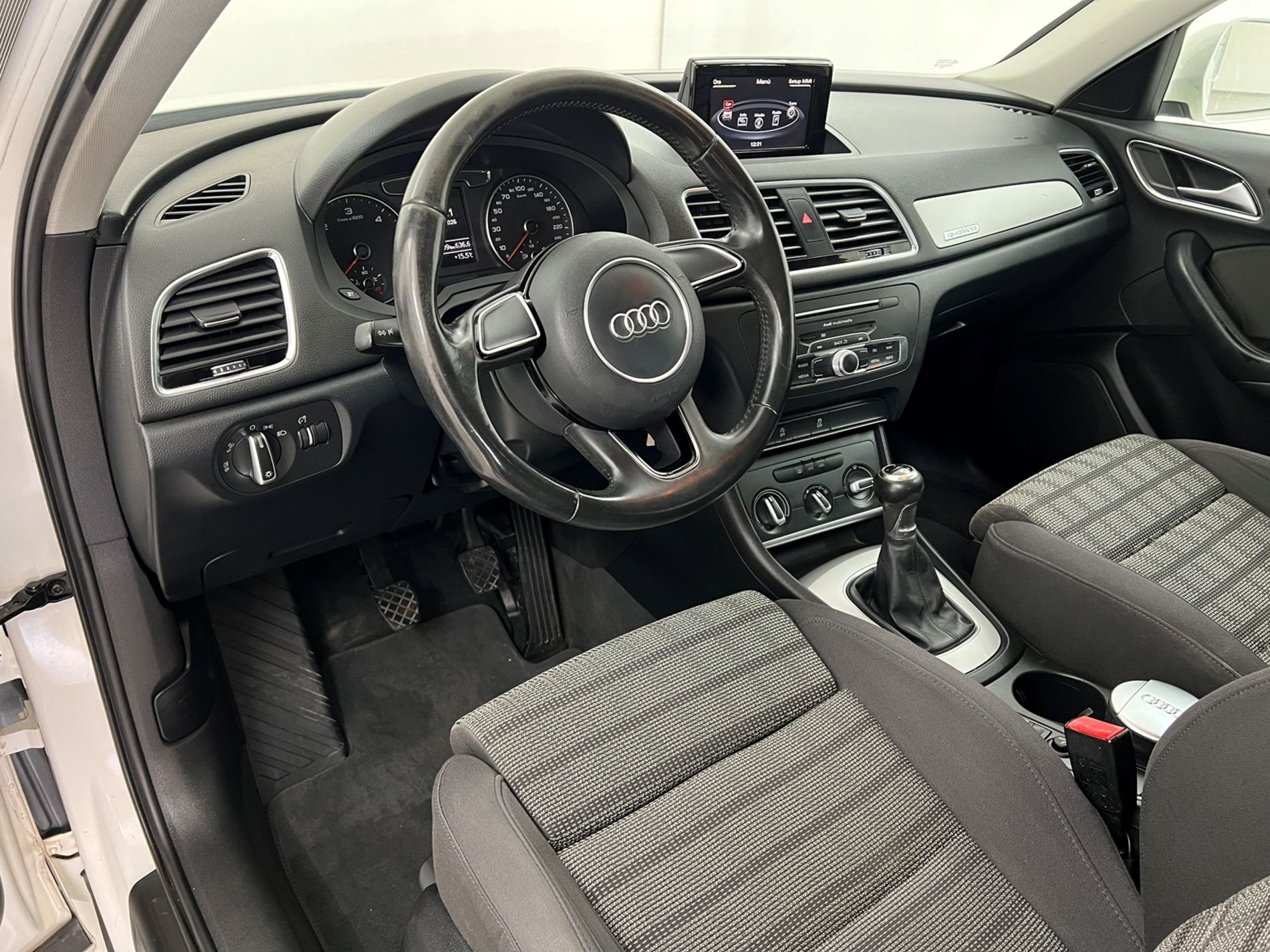 Q3 2.0 tdi Sport quattro 150cv - Autosani