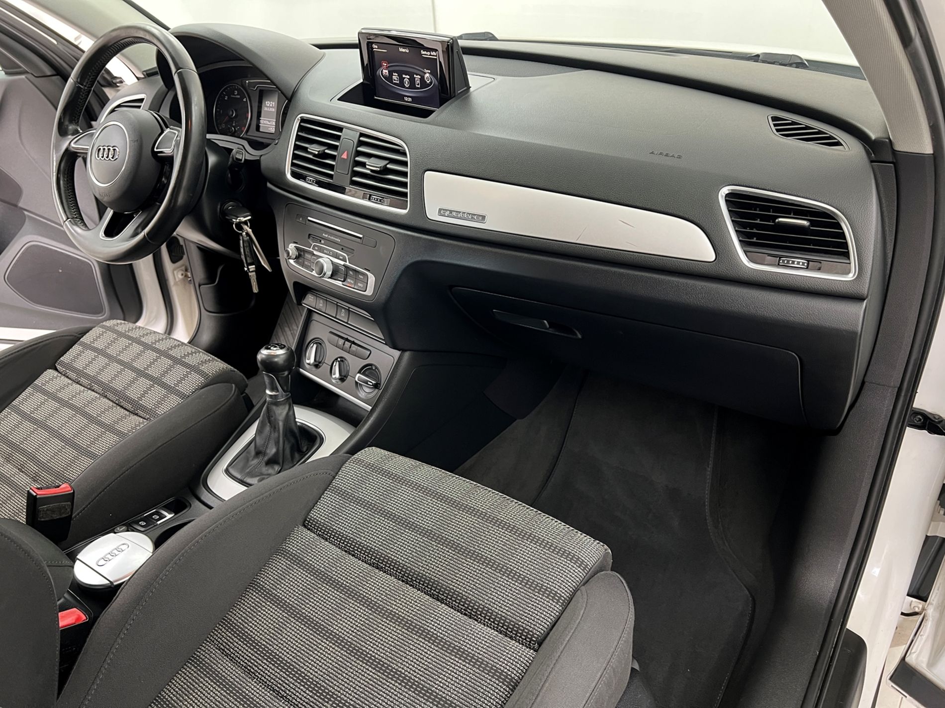 Q3 2.0 tdi Sport quattro 150cv - Autosani