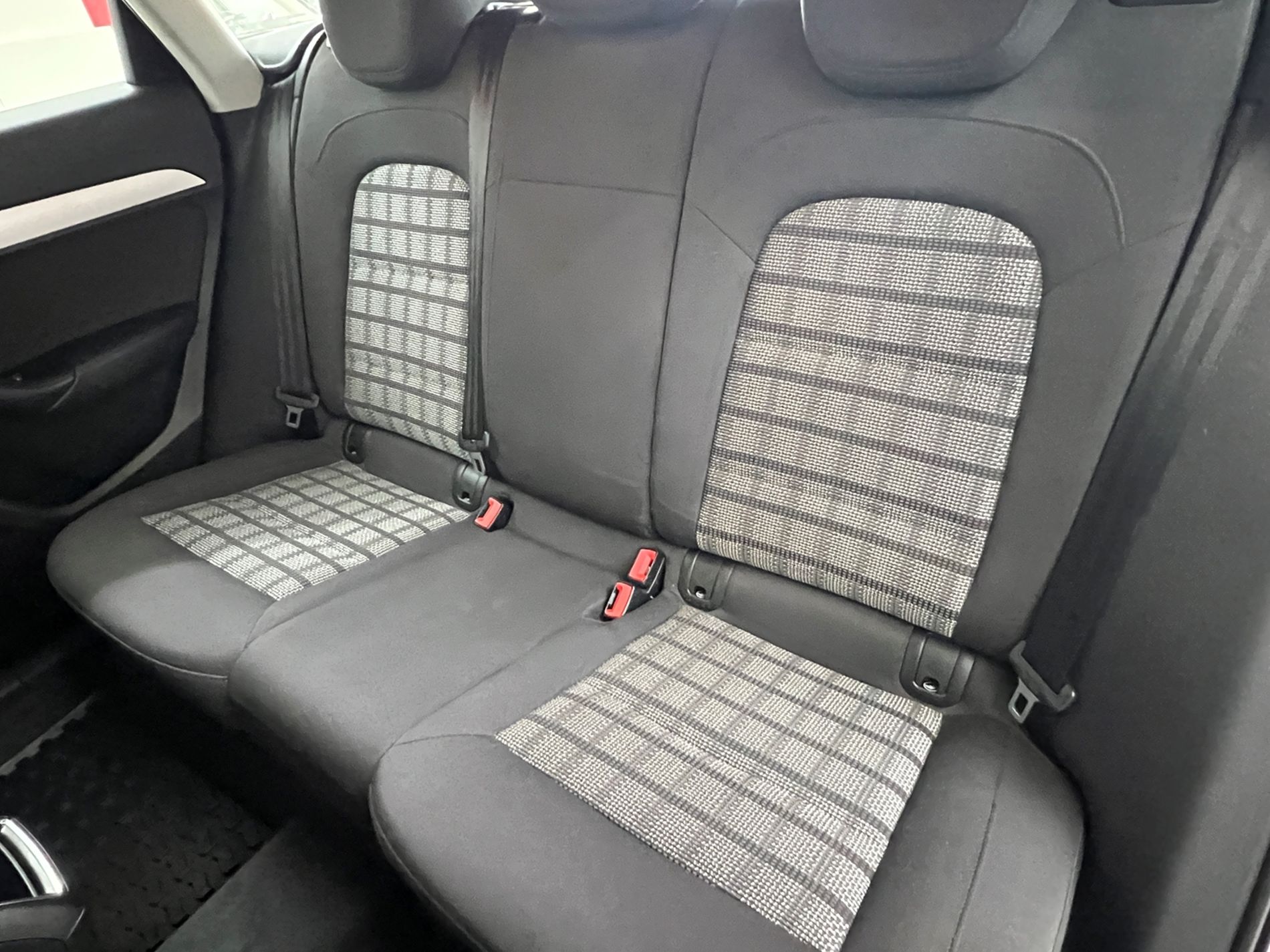 Q3 2.0 tdi Sport quattro 150cv - Autosani