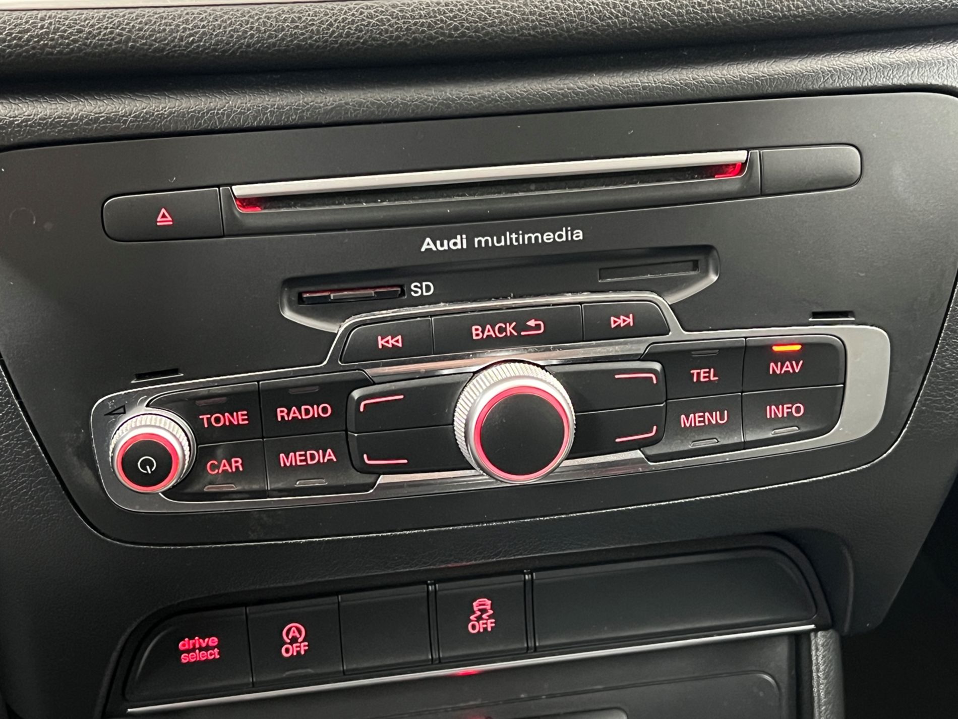 Q3 2.0 tdi Sport quattro 150cv - Autosani