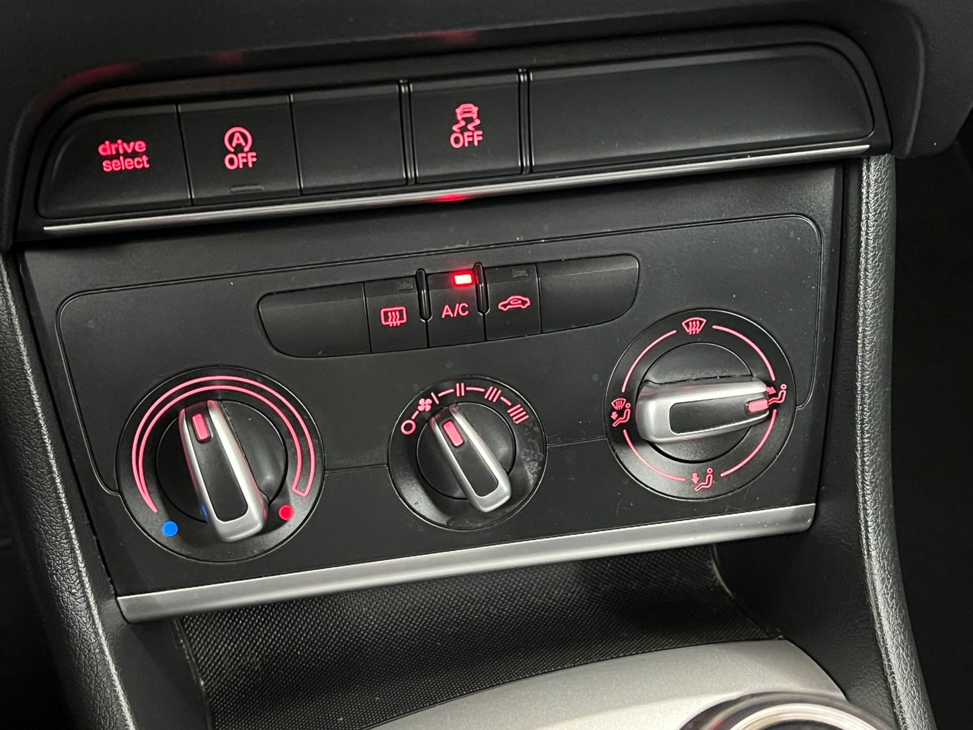 Q3 2.0 tdi Sport quattro 150cv - Autosani