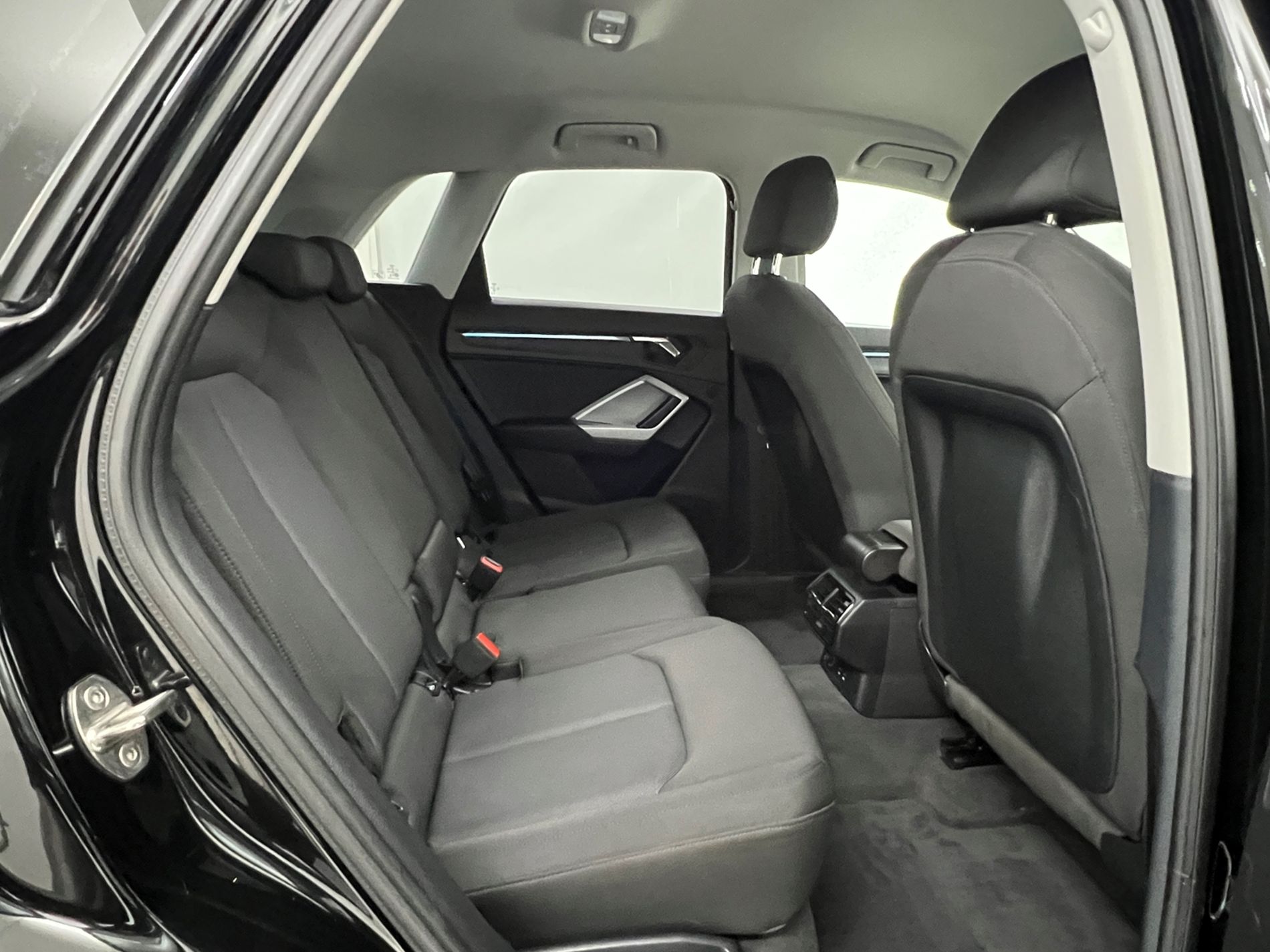 Q3 35 2.0 tdi Business Advanced s-tronic - Autosani