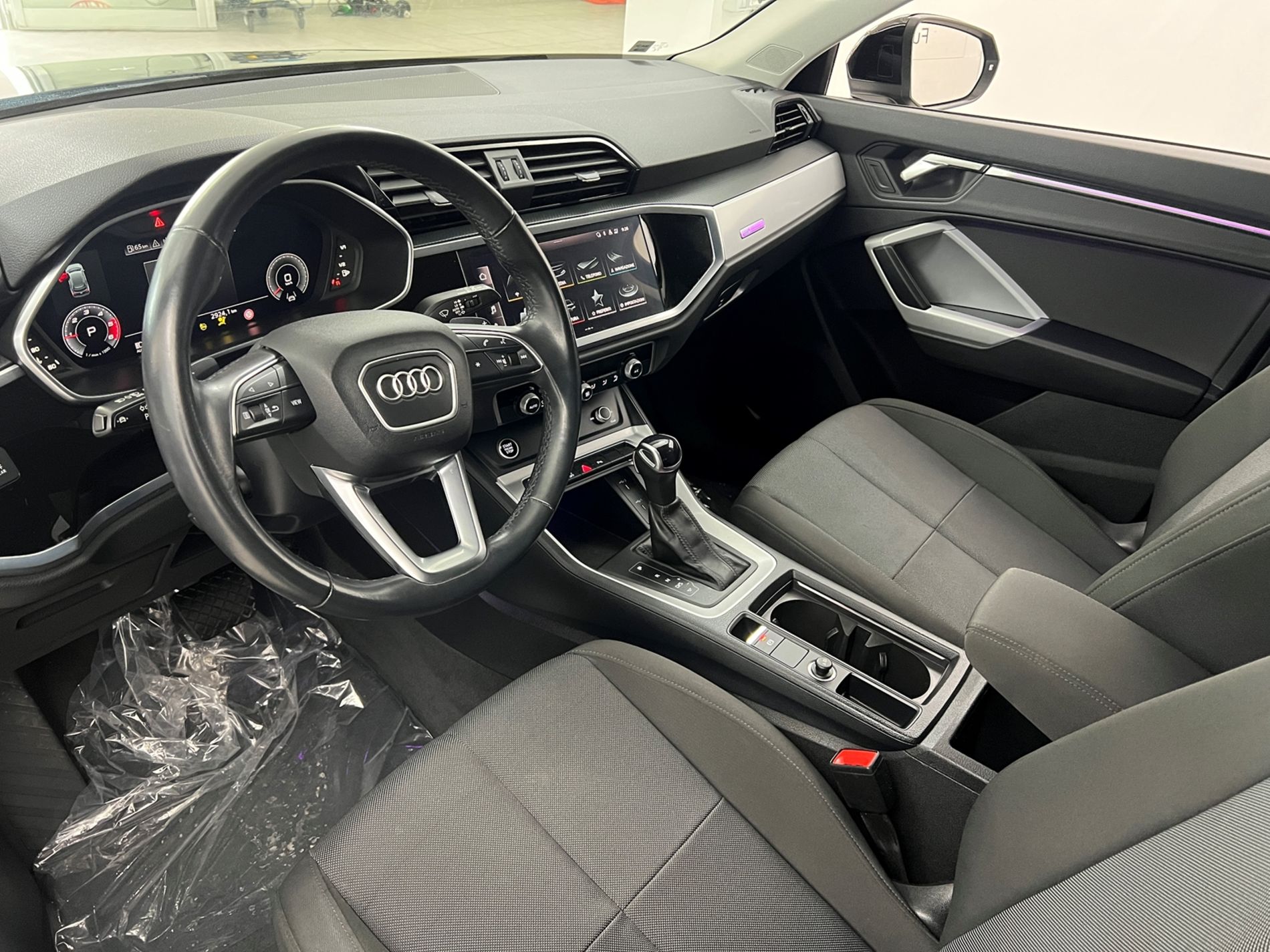 Q3 35 2.0 tdi Business Advanced s-tronic - Autosani