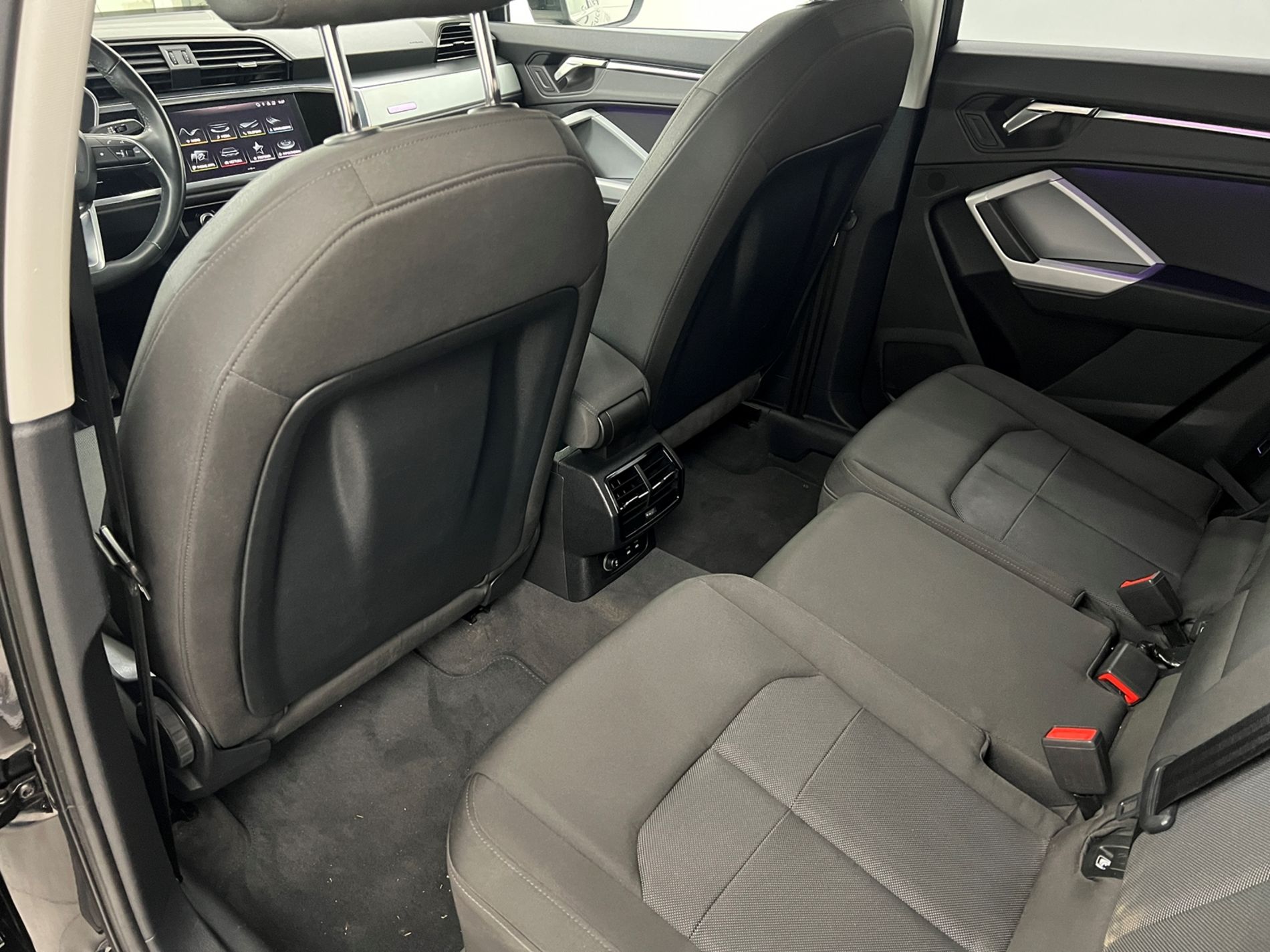 Q3 35 2.0 tdi Business Advanced s-tronic - Autosani