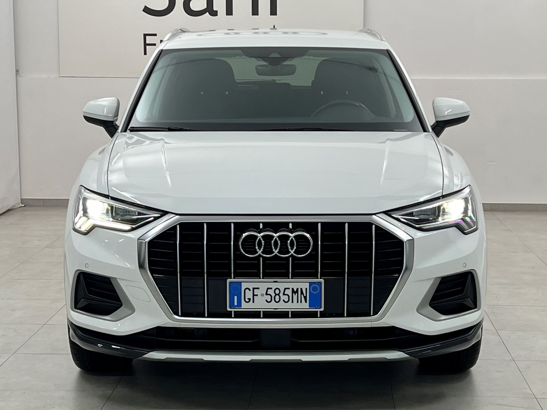 Q3 35 2.0 tdi Business Advanced - Autosani