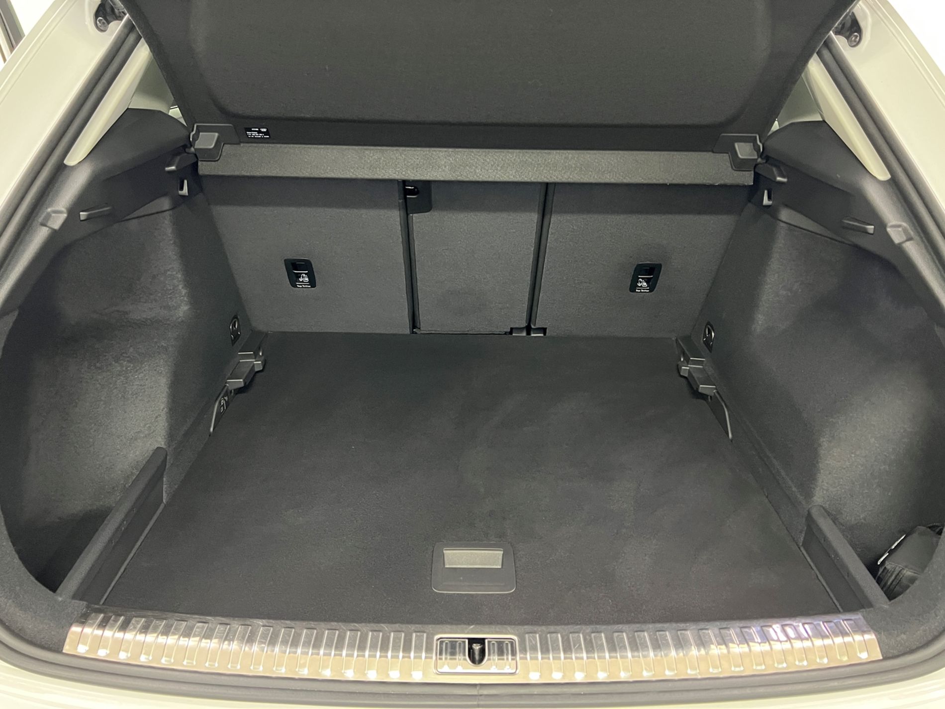 Q3 35 2.0 tdi Business Advanced - Autosani